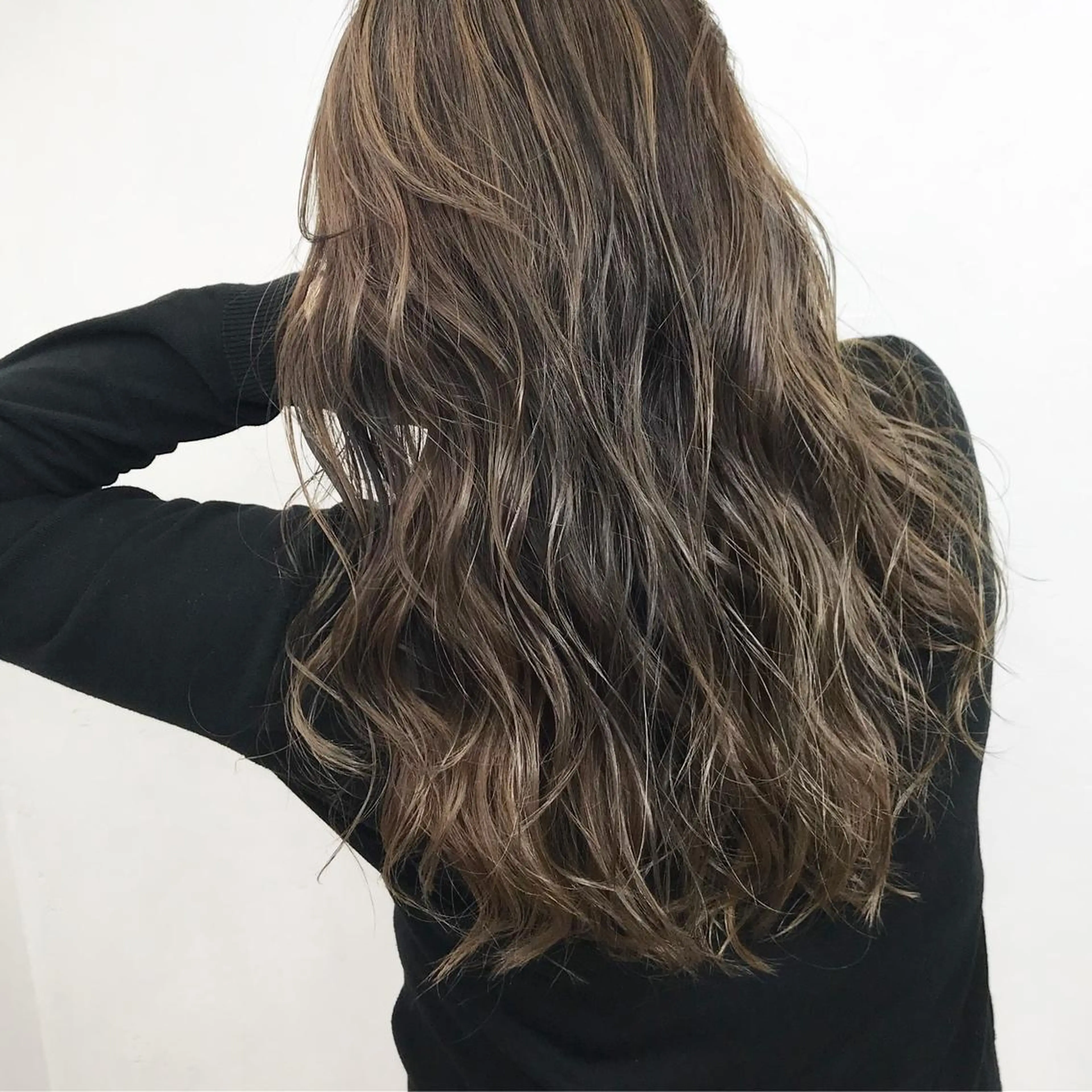 ロング カラー LUSTRE クロサワのヘアスタイル