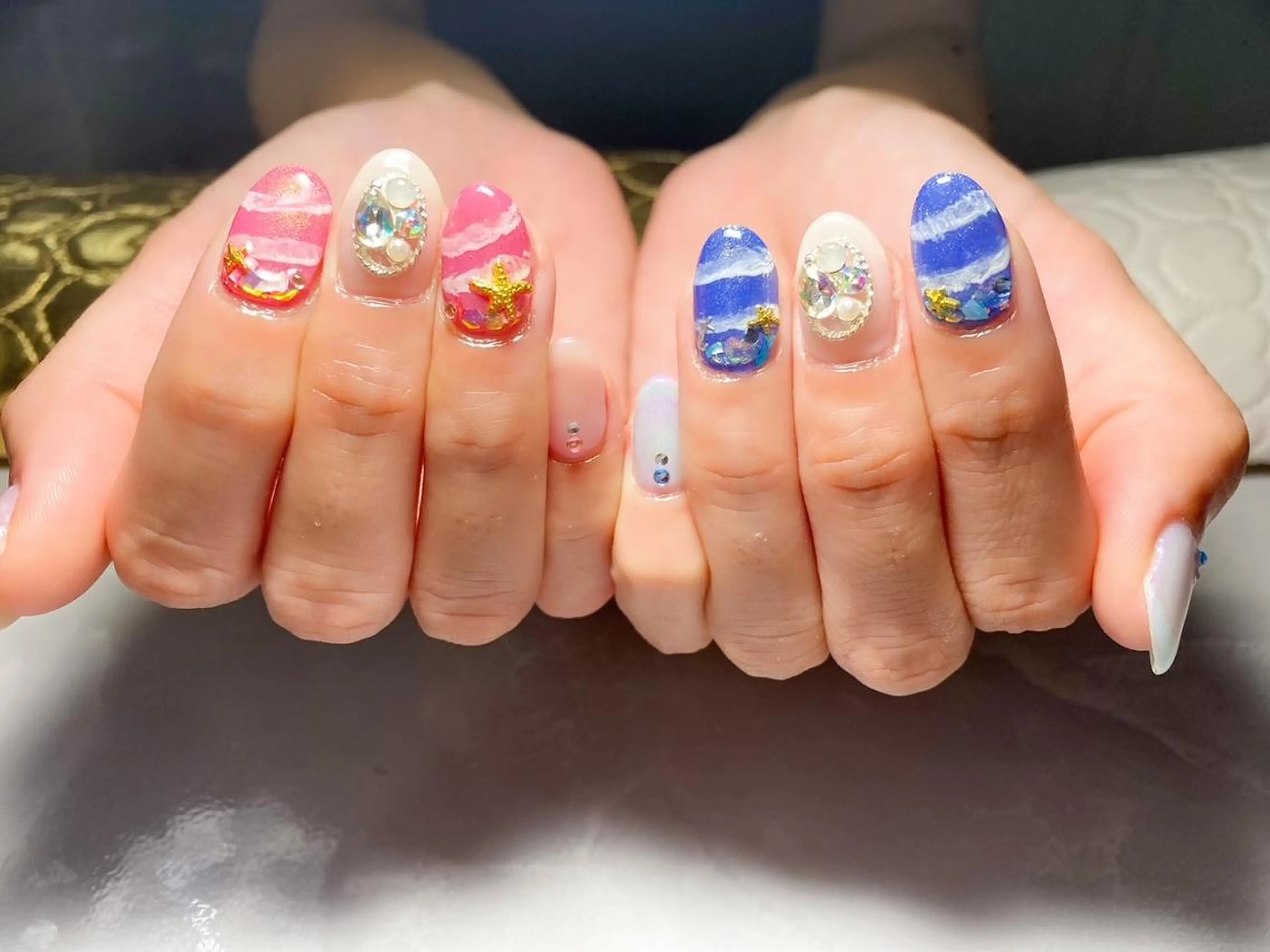 ネイル アートネイル 持ち込み ストーンネイル nail en💅 キッズスペース有のネイルデザイン