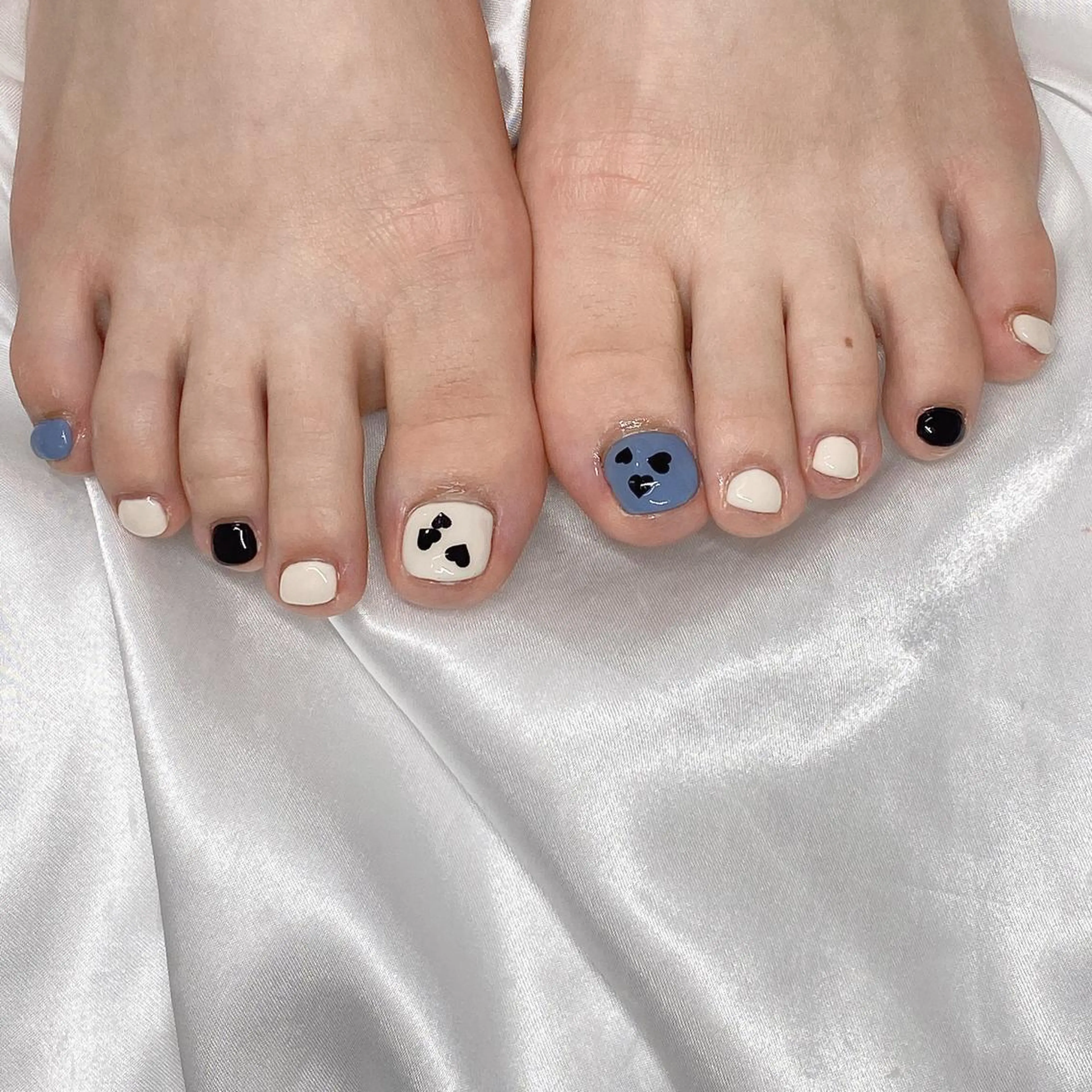 ネイル ☁️BLITZ 🎀笠原雪音🎀のネイルデザイン