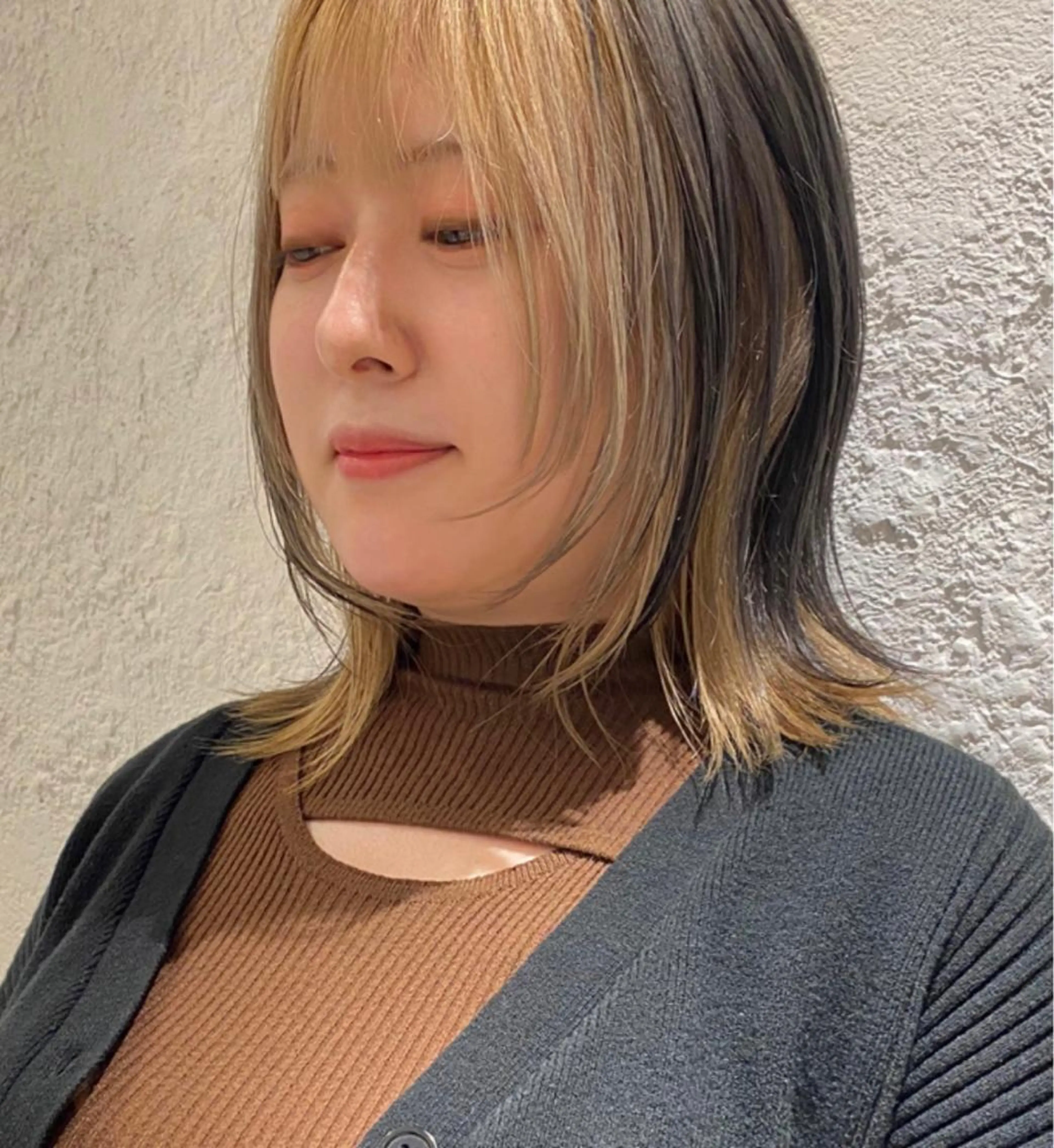 ミディアム 💫扱いやすい /レイヤー/小林陸のヘアスタイル