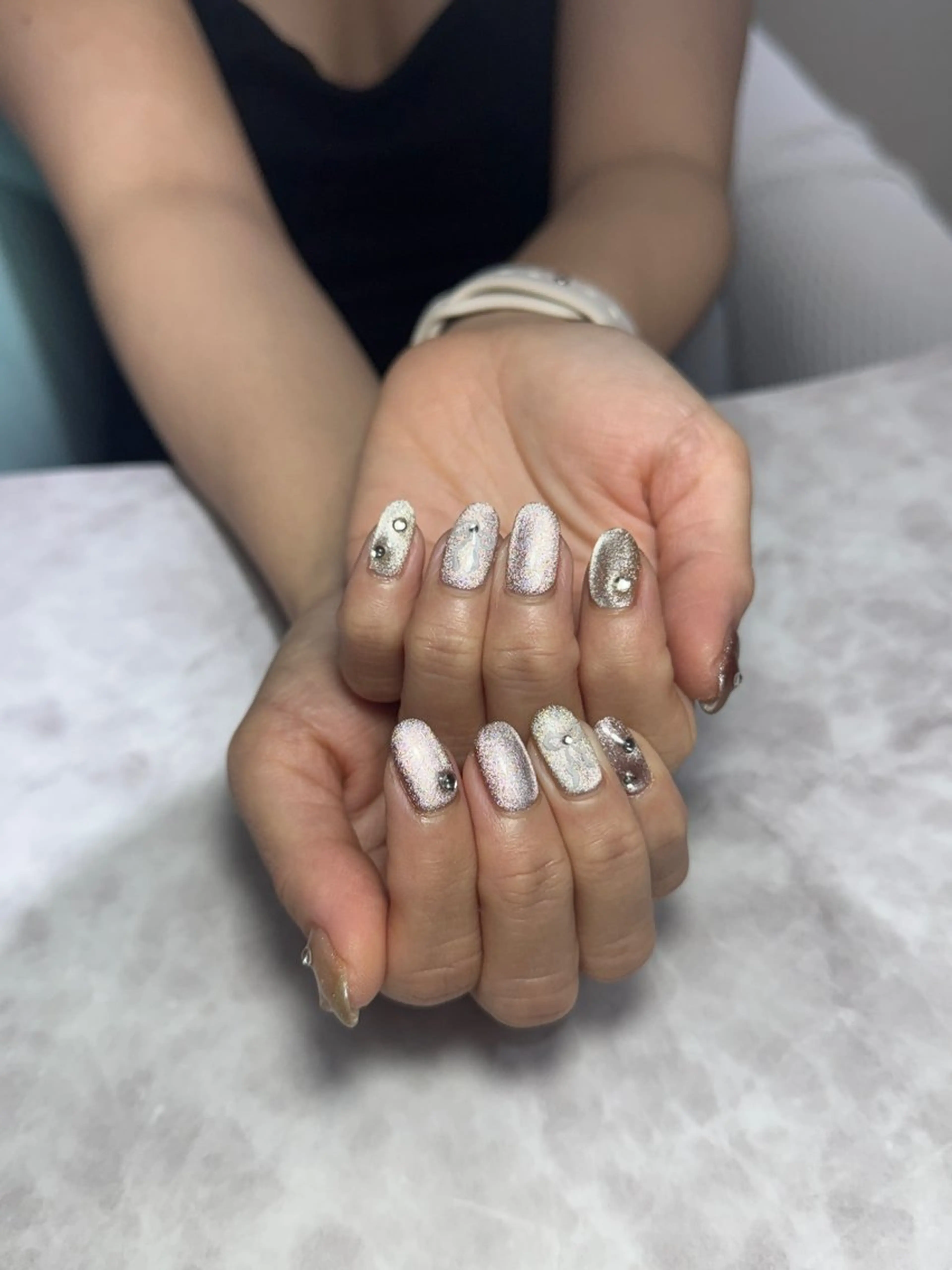 ネイル ハンドネイル luz 【ﾙｽﾞ】のネイルデザイン