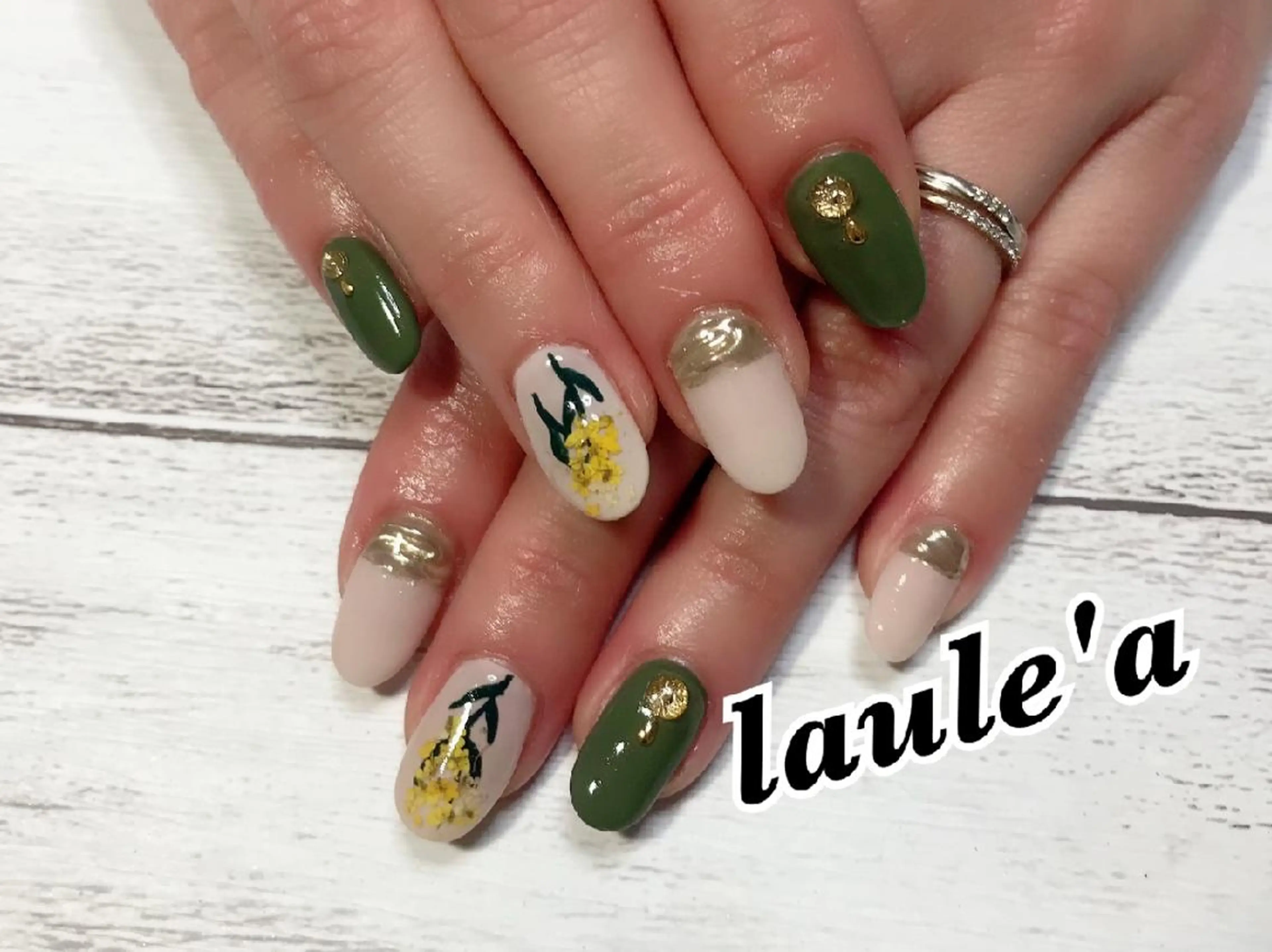 ネイル ハンドネイル Rグループ felizのネイルデザイン