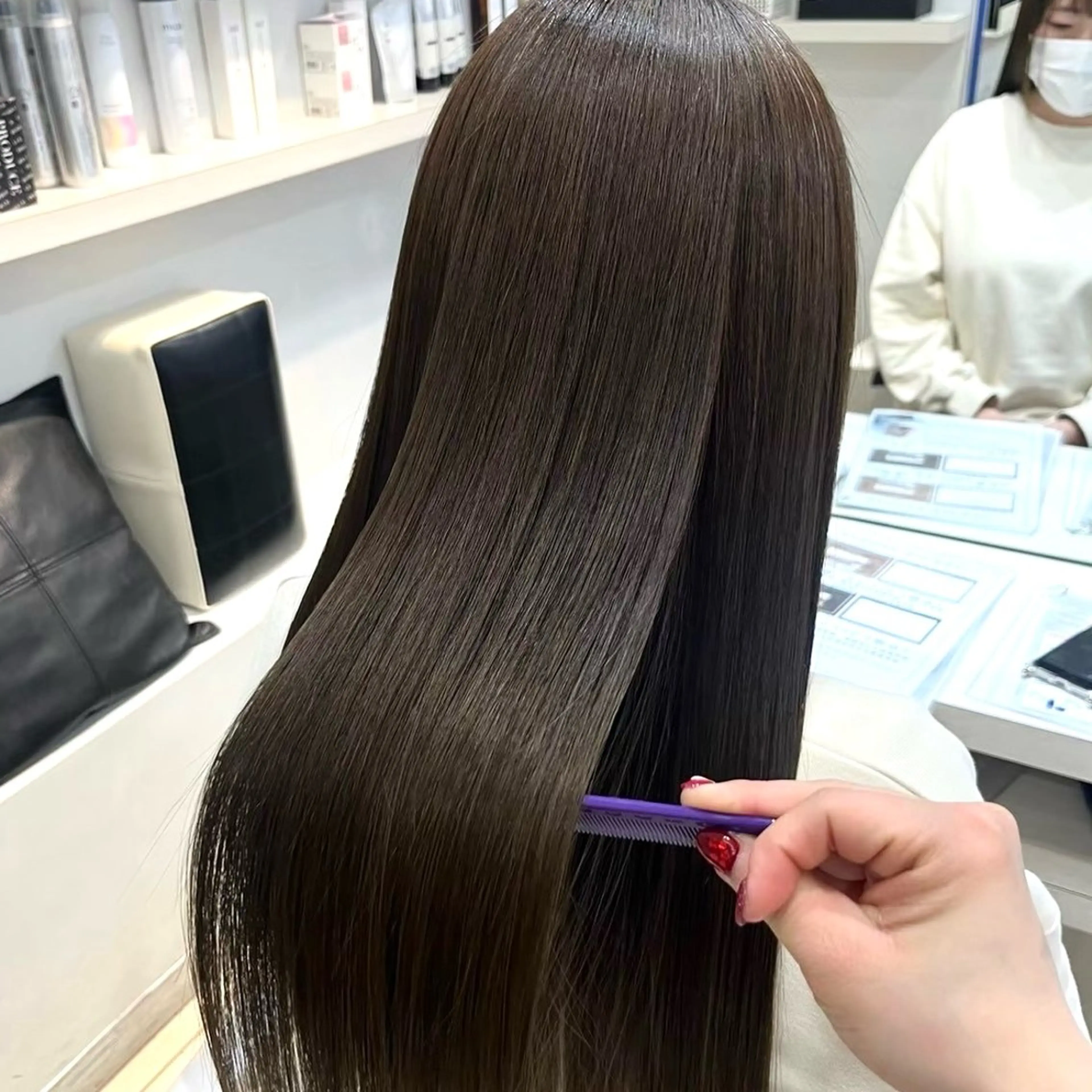 セミロング ヘアカラー トリートメント 【髪質改善カラー】 あむ·. ⟡ 🖤のヘアスタイル