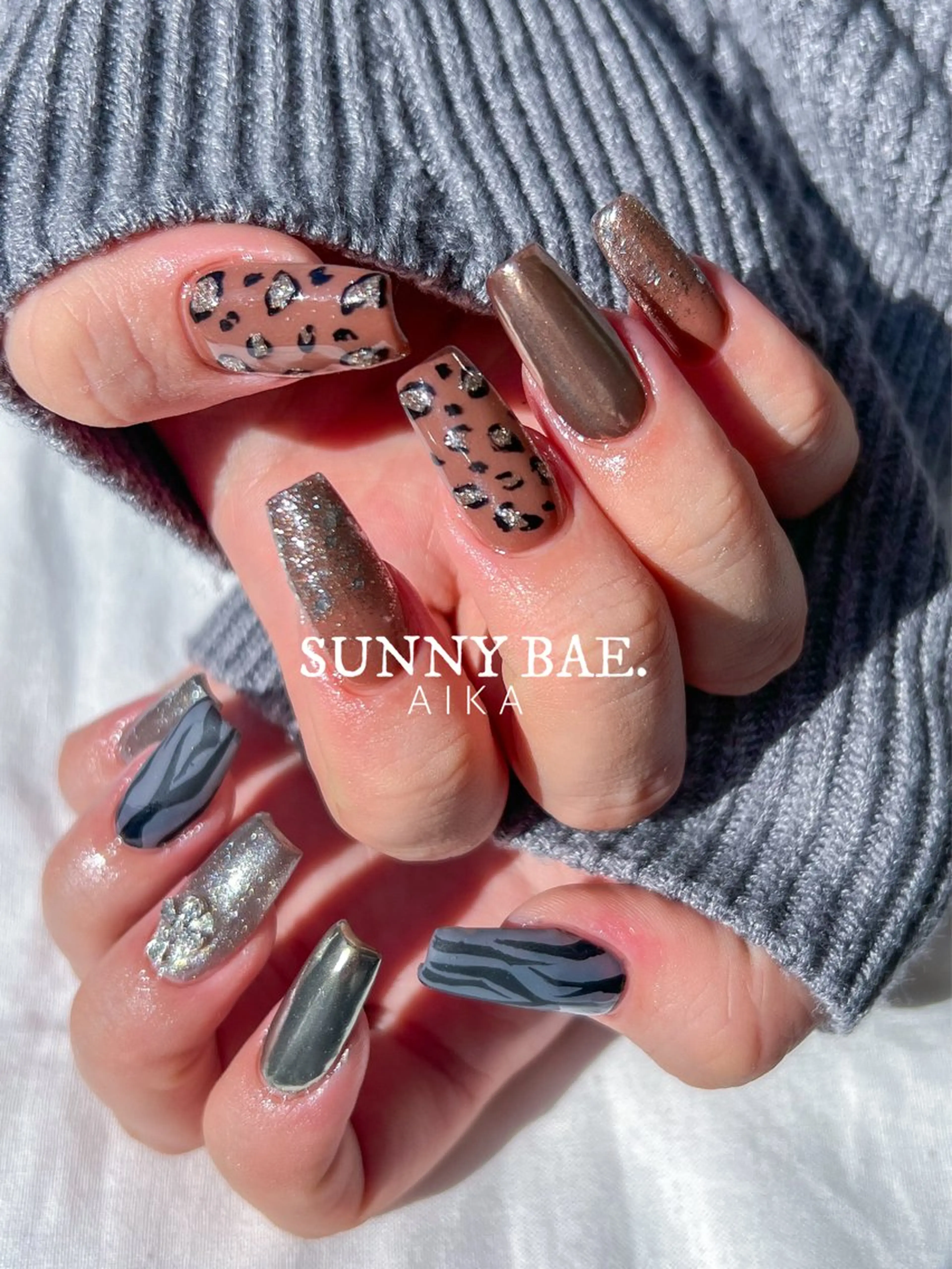 ネイル ジェルネイル ハロウィン キラキラネイル ロングネイル 持ち込み Made By AIKAのネイルデザイン