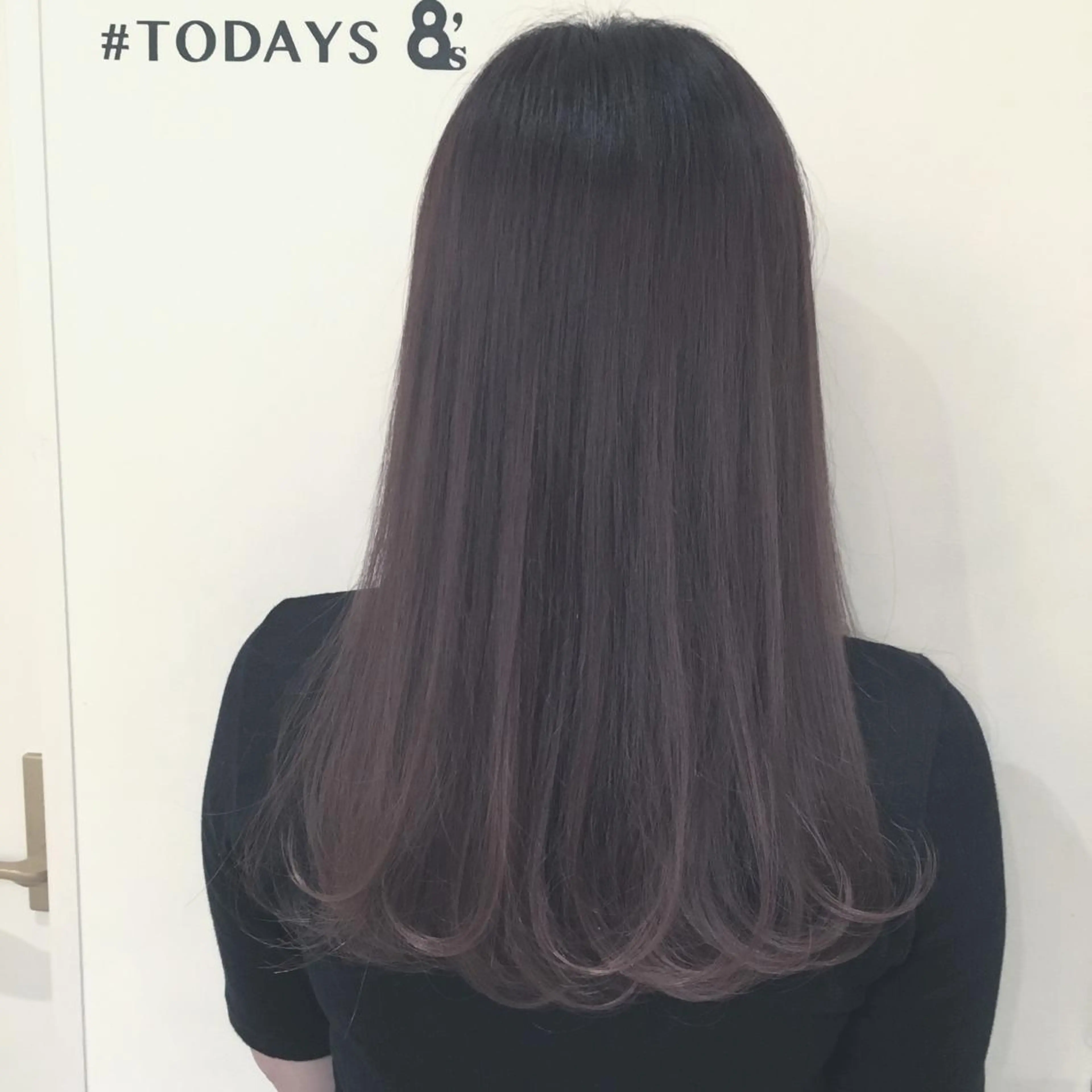 セミロング 🌸ハイトーン 新田　廉 🌸のヘアスタイル