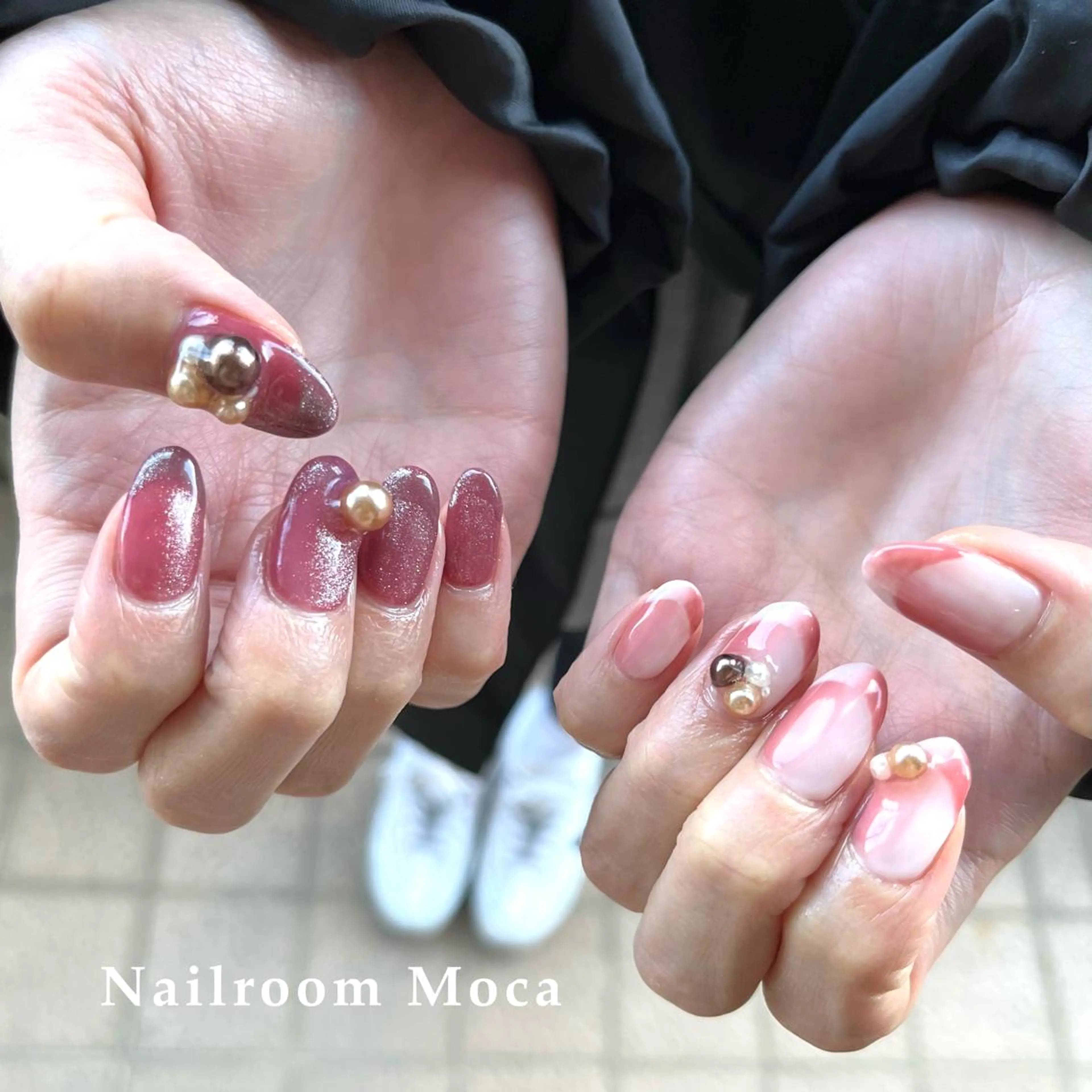 ネイル フレンチネイル マグネットネイル オンブレフレンチ ハンドネイル Nailroom Mocaのネイルデザイン