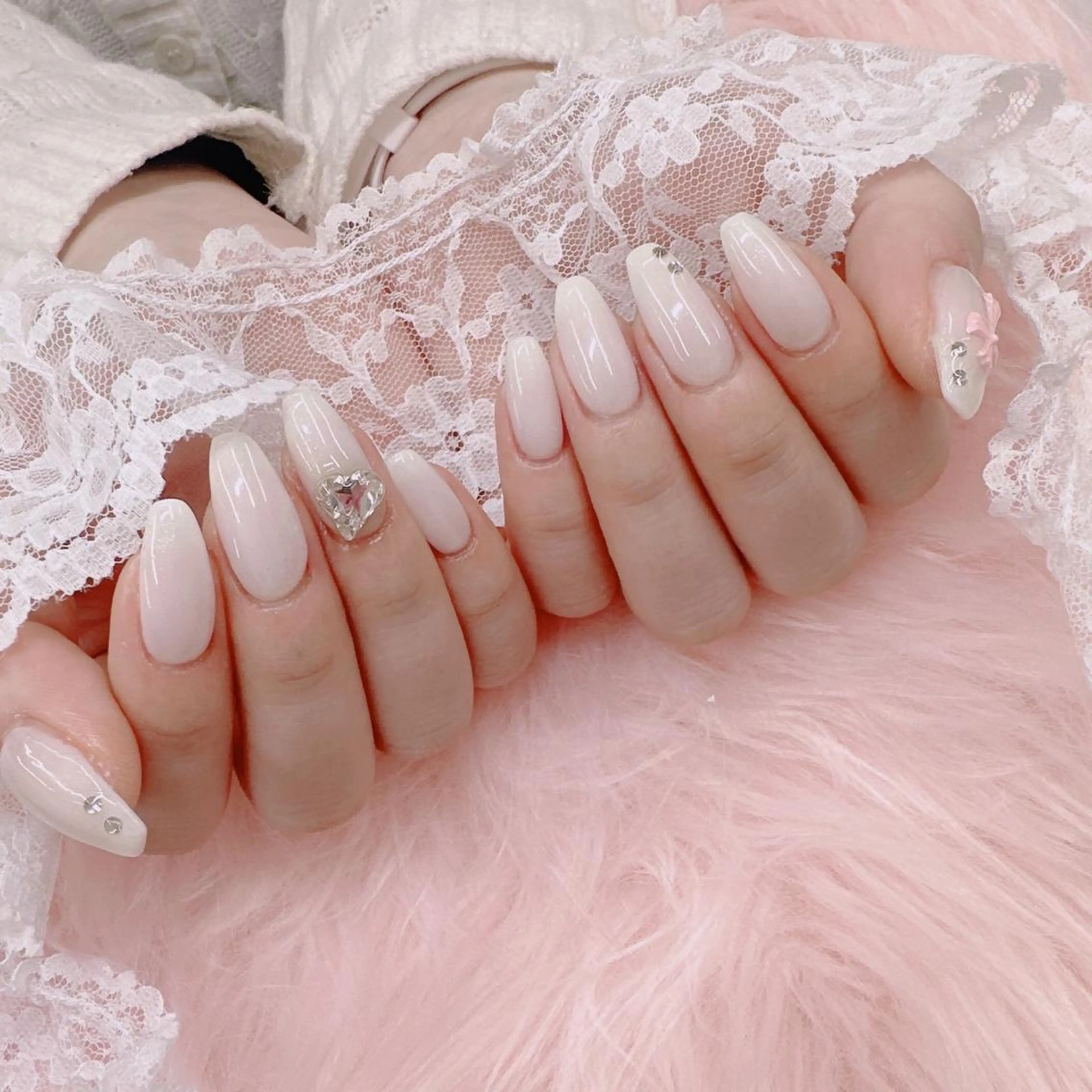 ミディアム ハンドネイル ネイルJaol 池袋のネイルデザイン