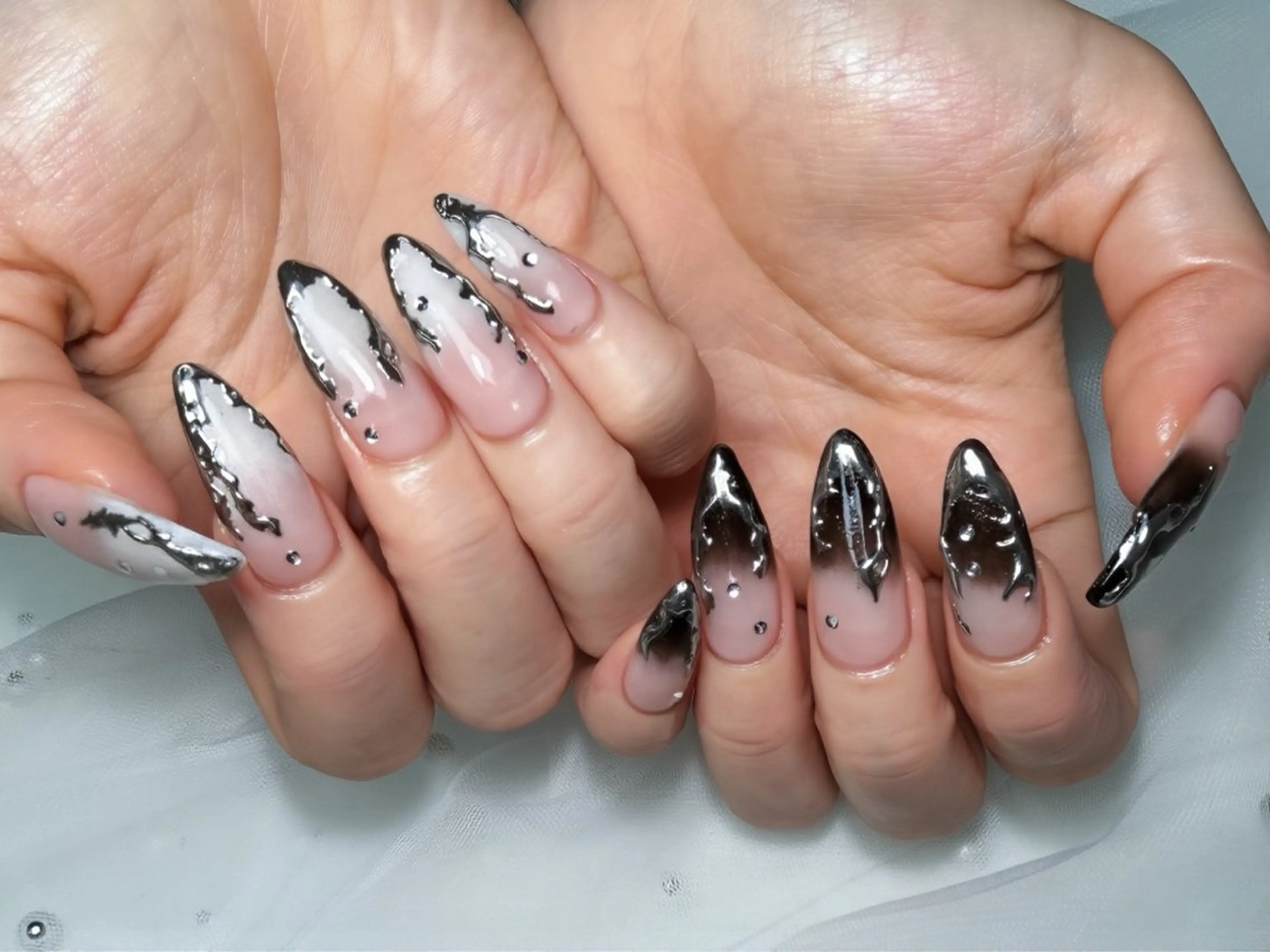 ネイル ハンドネイル Natsumi 🦊  Nailのネイルデザイン