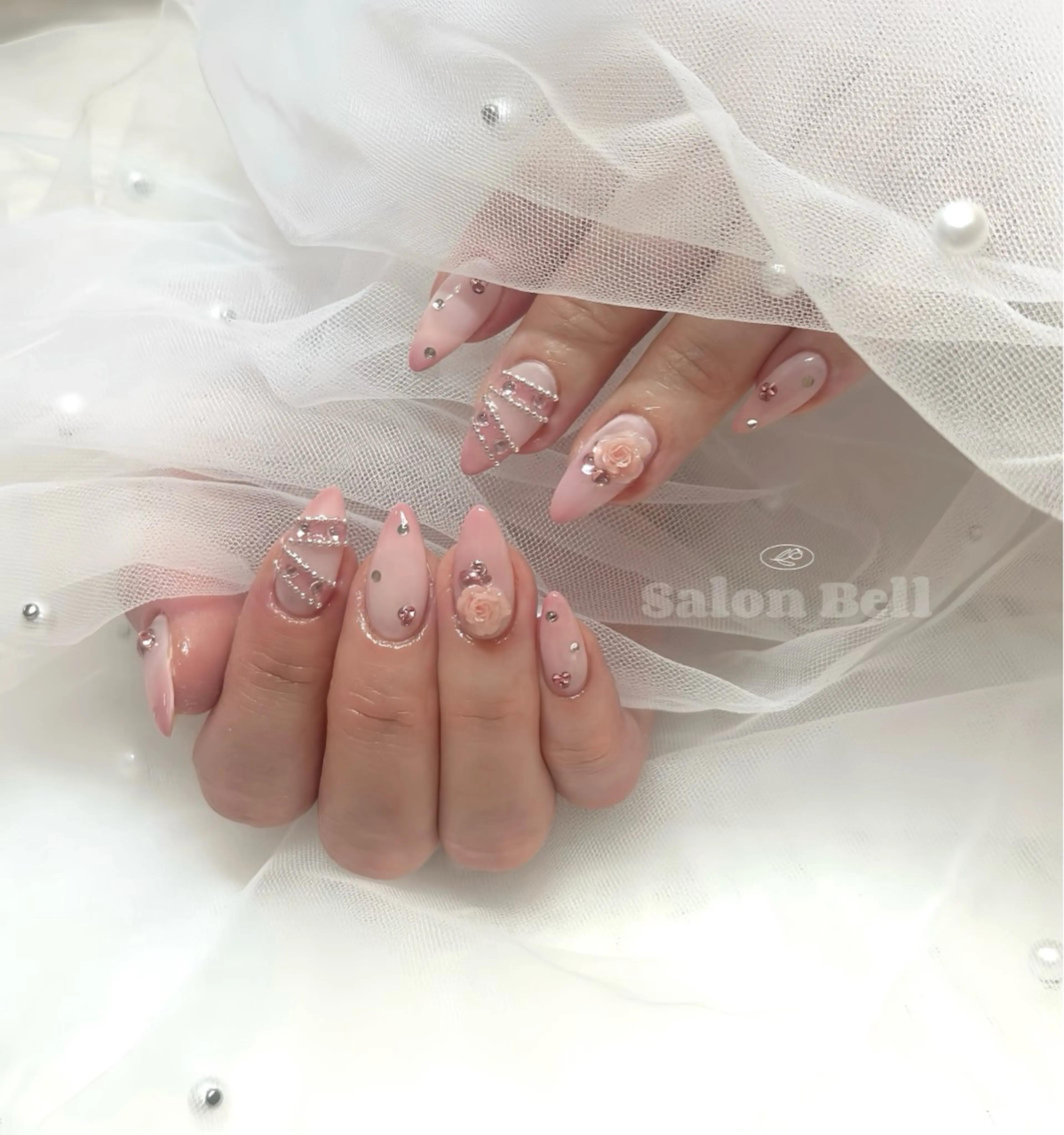 ネイル Bell 富田林店 SAYAKAのネイルデザイン