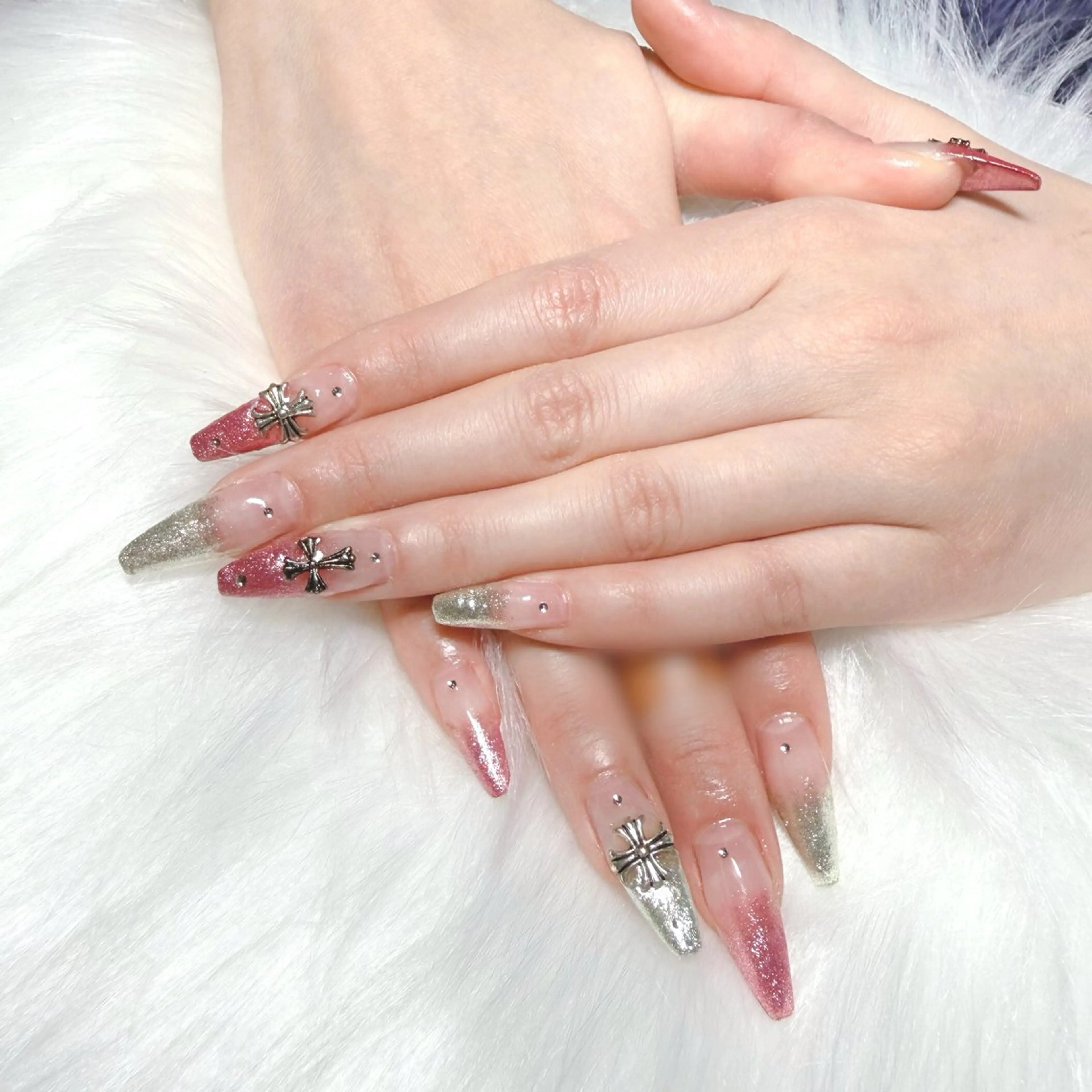 ネイル グラデーション ラメ(グリッター) ラメグラデーション DIMENSION Yuiのネイルデザイン