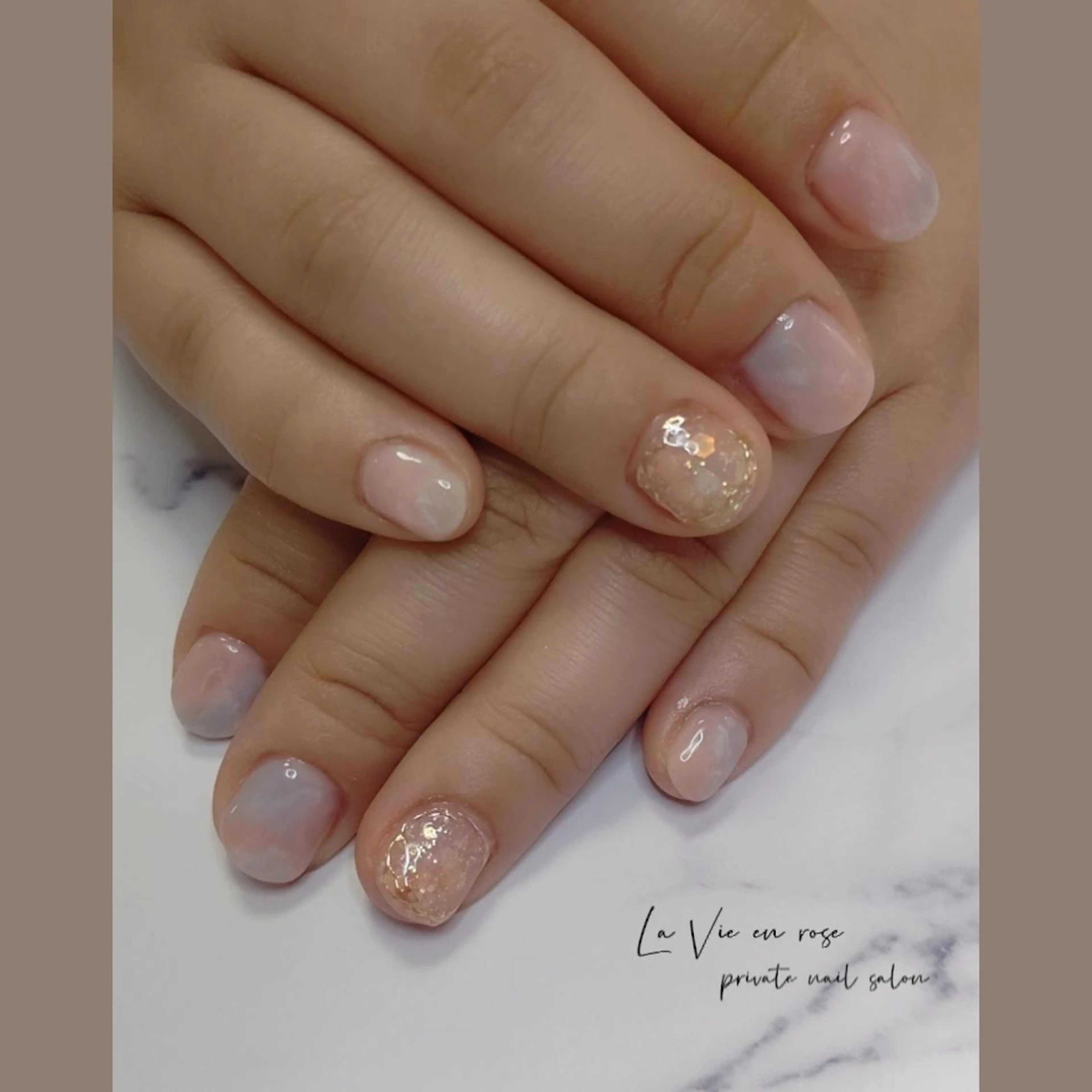 ネイル ラヴィアン ローズのネイルデザイン