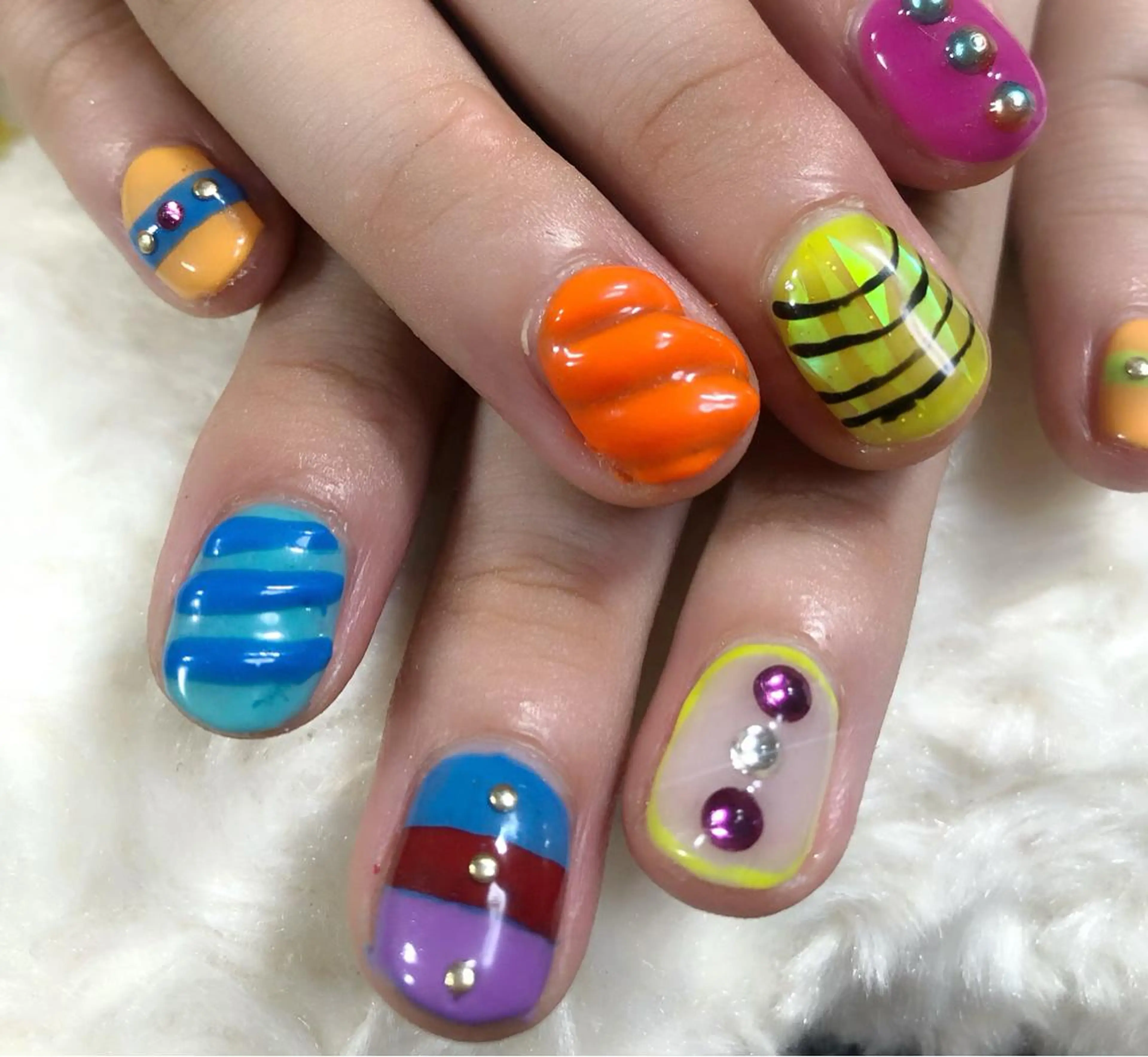 ネイル 中谷 亜佑美のネイルデザイン