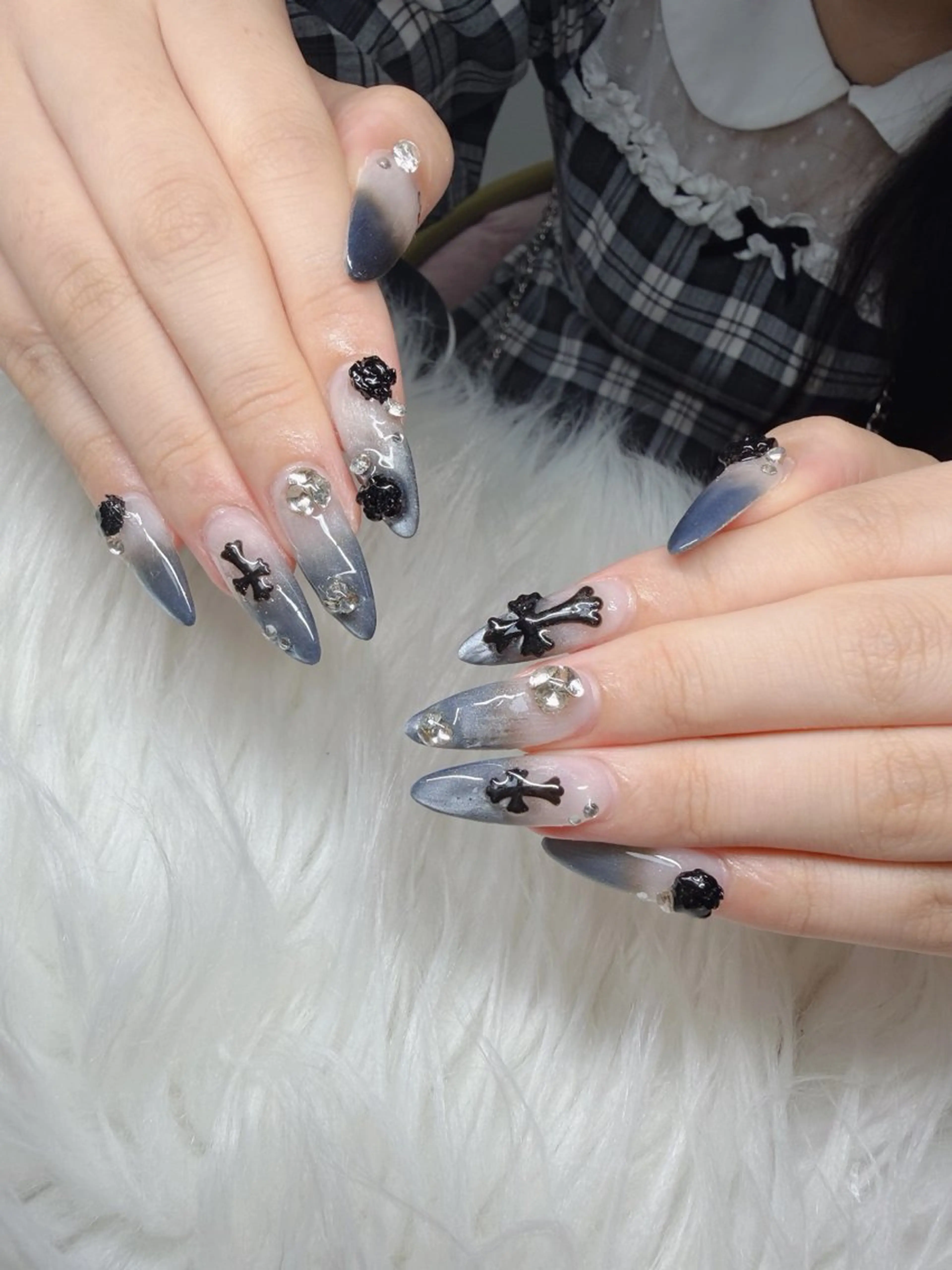 ネイル Lee Nailsのネイルデザイン