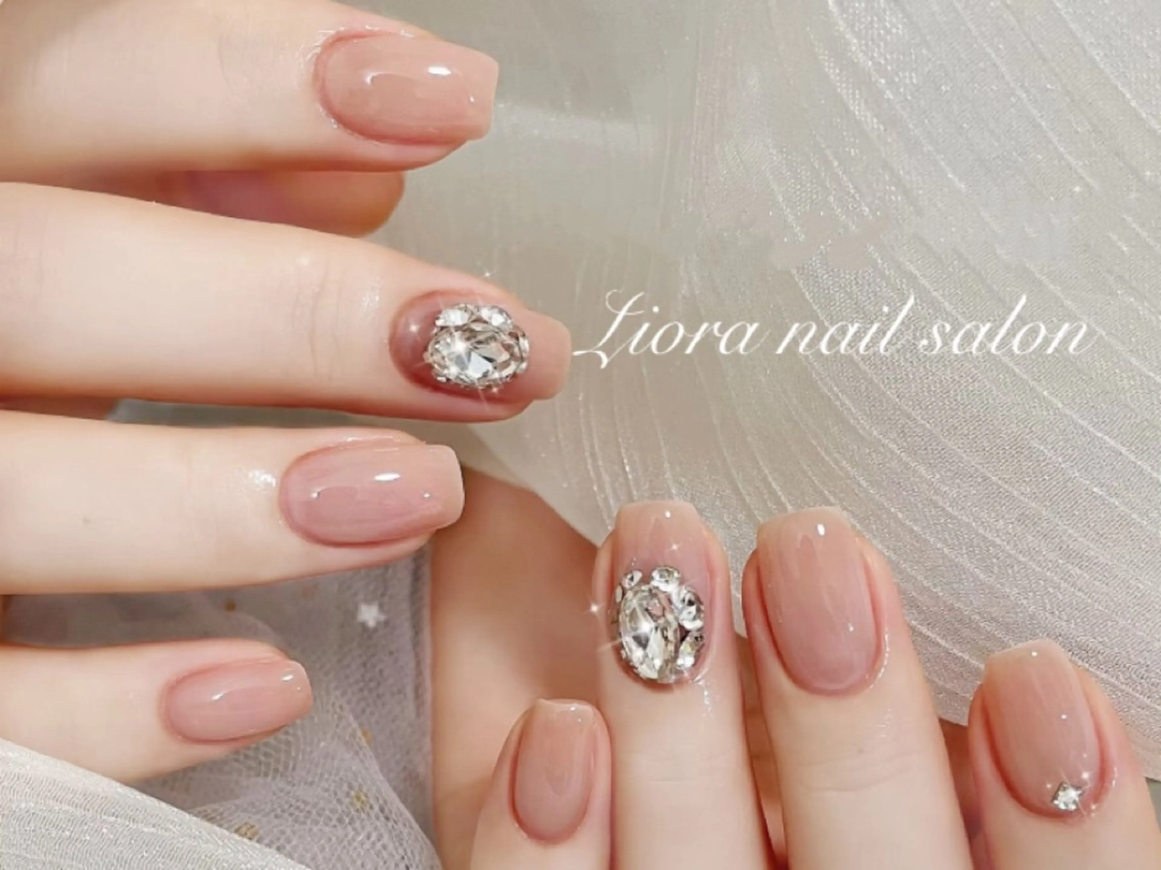 ネイル フレンチネイル ジェルネイル ガーリー グラデーション キラキラネイル ハンドネイル Liora nail スカルプ専門店のネイルデザイン
