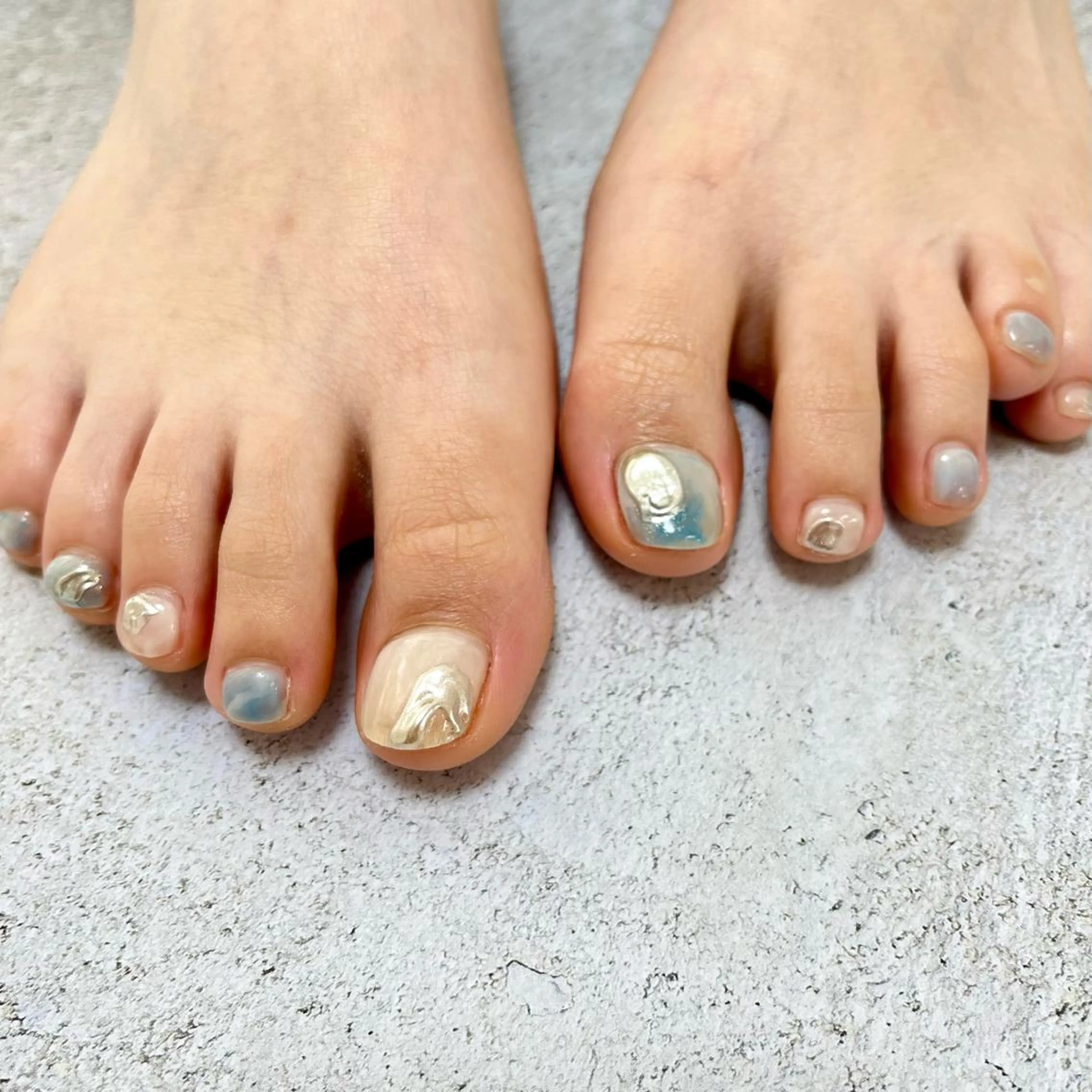 ネイル フットネイル ニュアンスネイル フットネイル ネイルサロン kupuのネイルデザイン