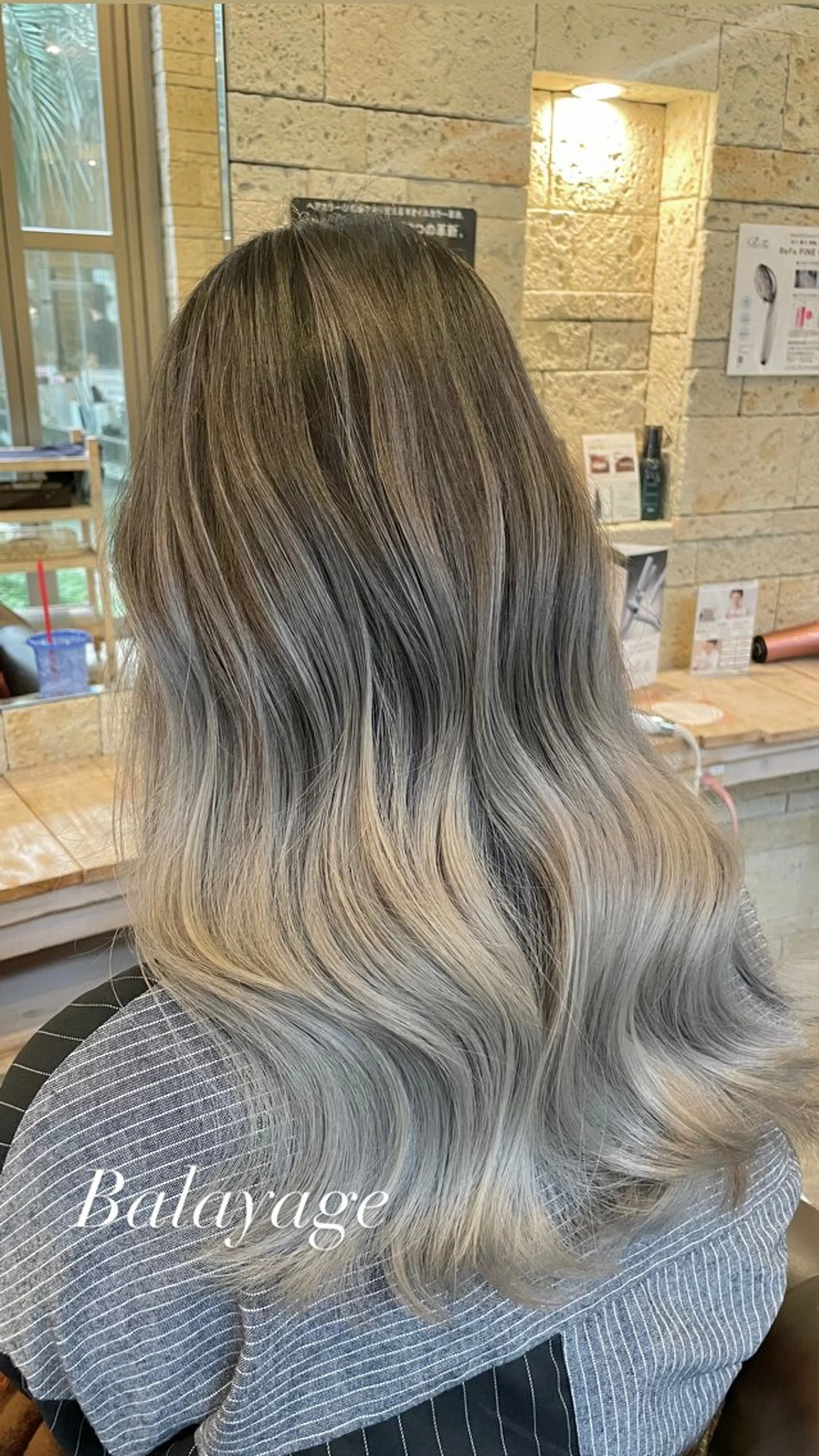 ロング レイヤーカット カット ヘアカラー トリートメント 木村 一葵のヘアスタイル
