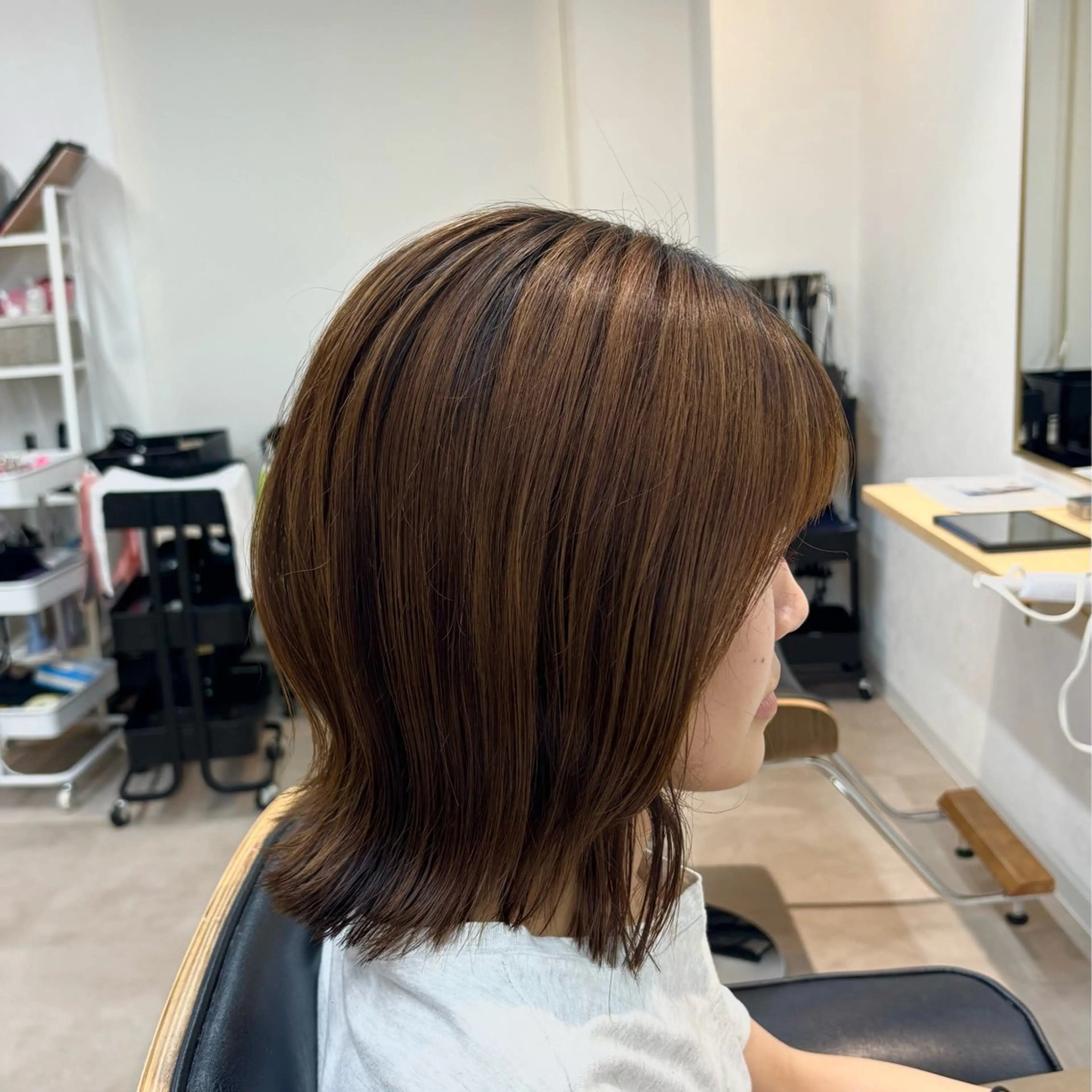 ミディアム カット ヘッドスパ ✨ツヤ感透明感カラー /縮毛矯正/うみ✨️のヘアスタイル