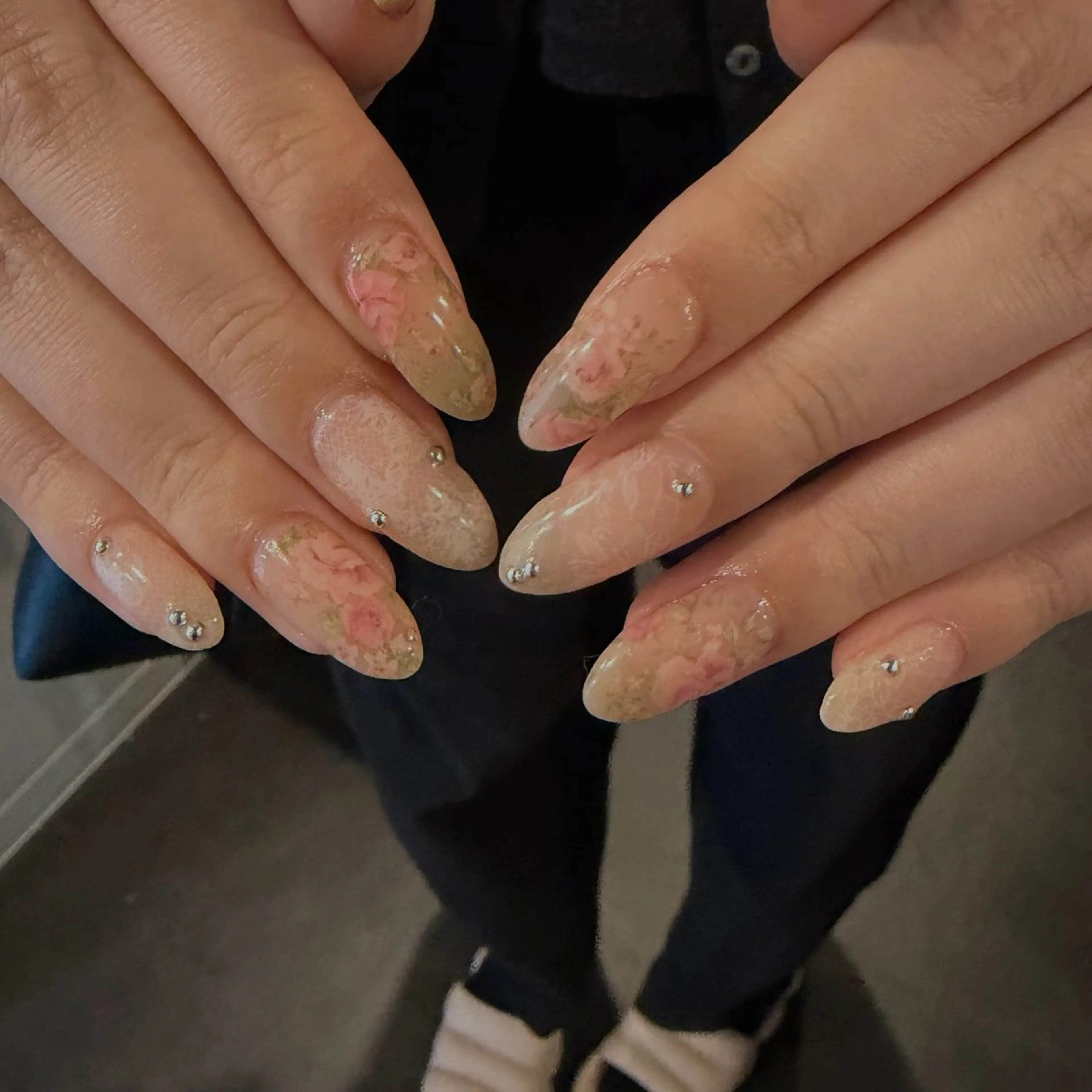 ネイル laboT nuit aikaのネイルデザイン