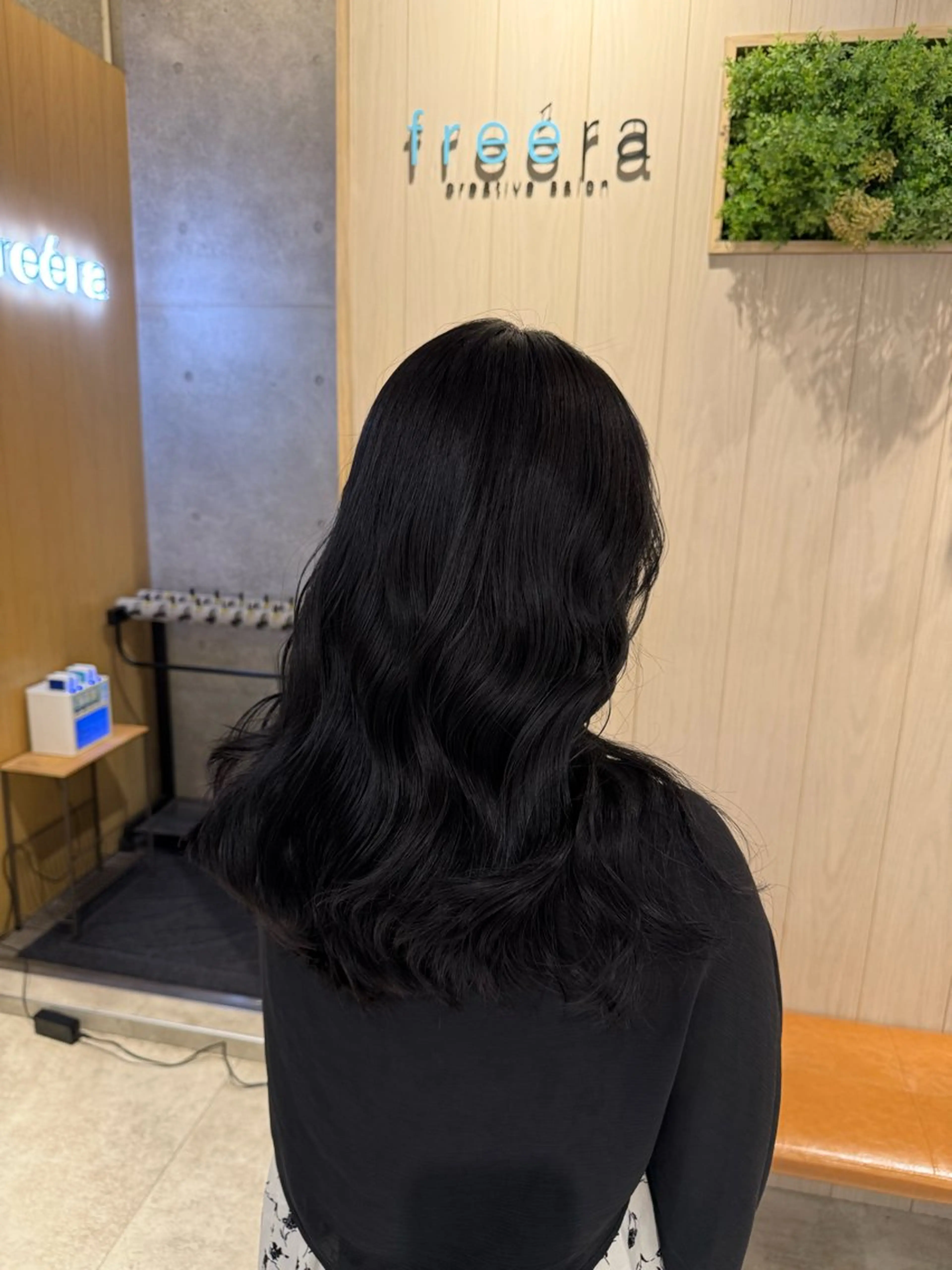 セミロング カラー 🦁南 さくら🦁のヘアスタイル