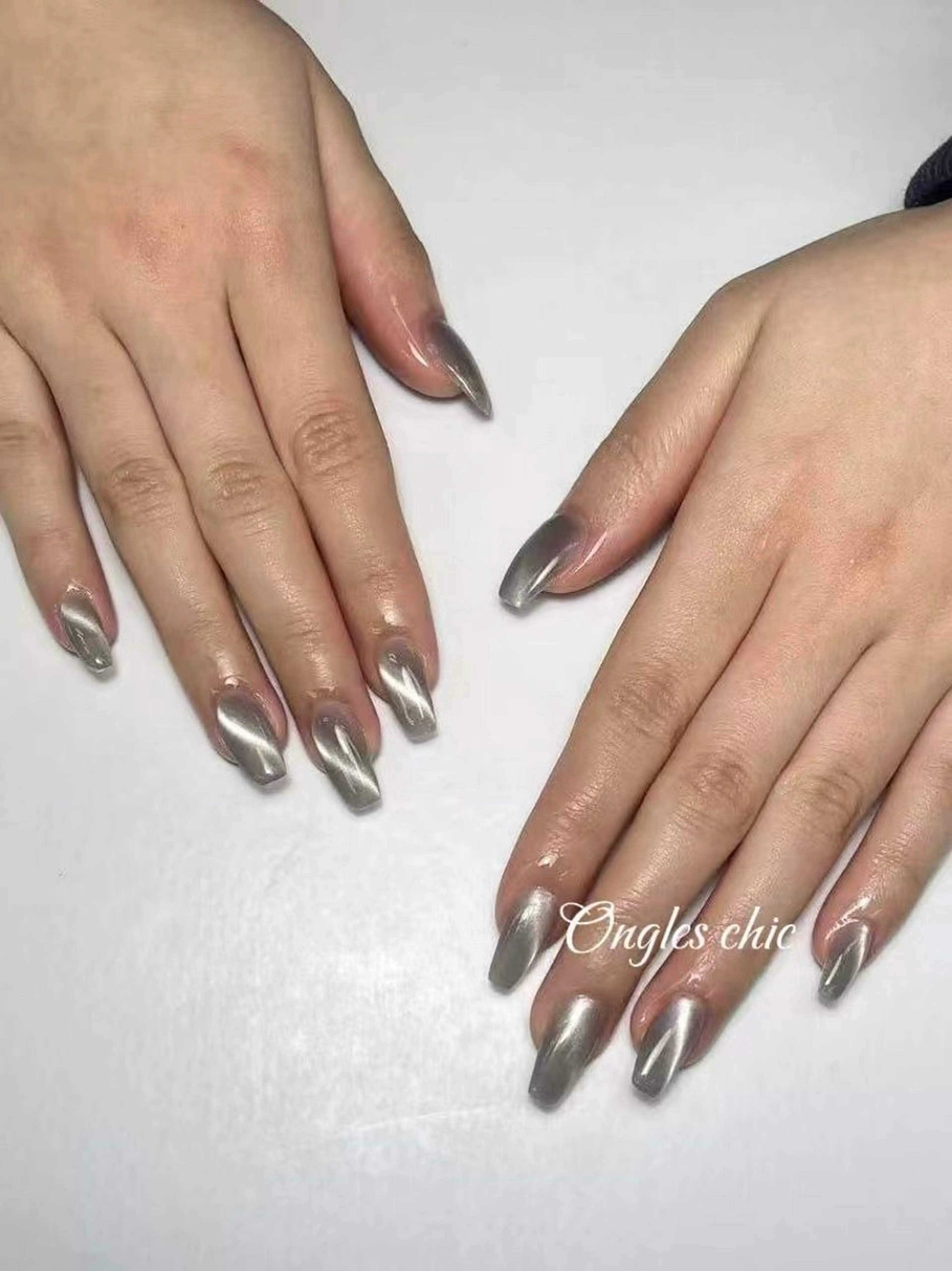 ネイル ハンドネイル ongles chicのネイルデザイン
