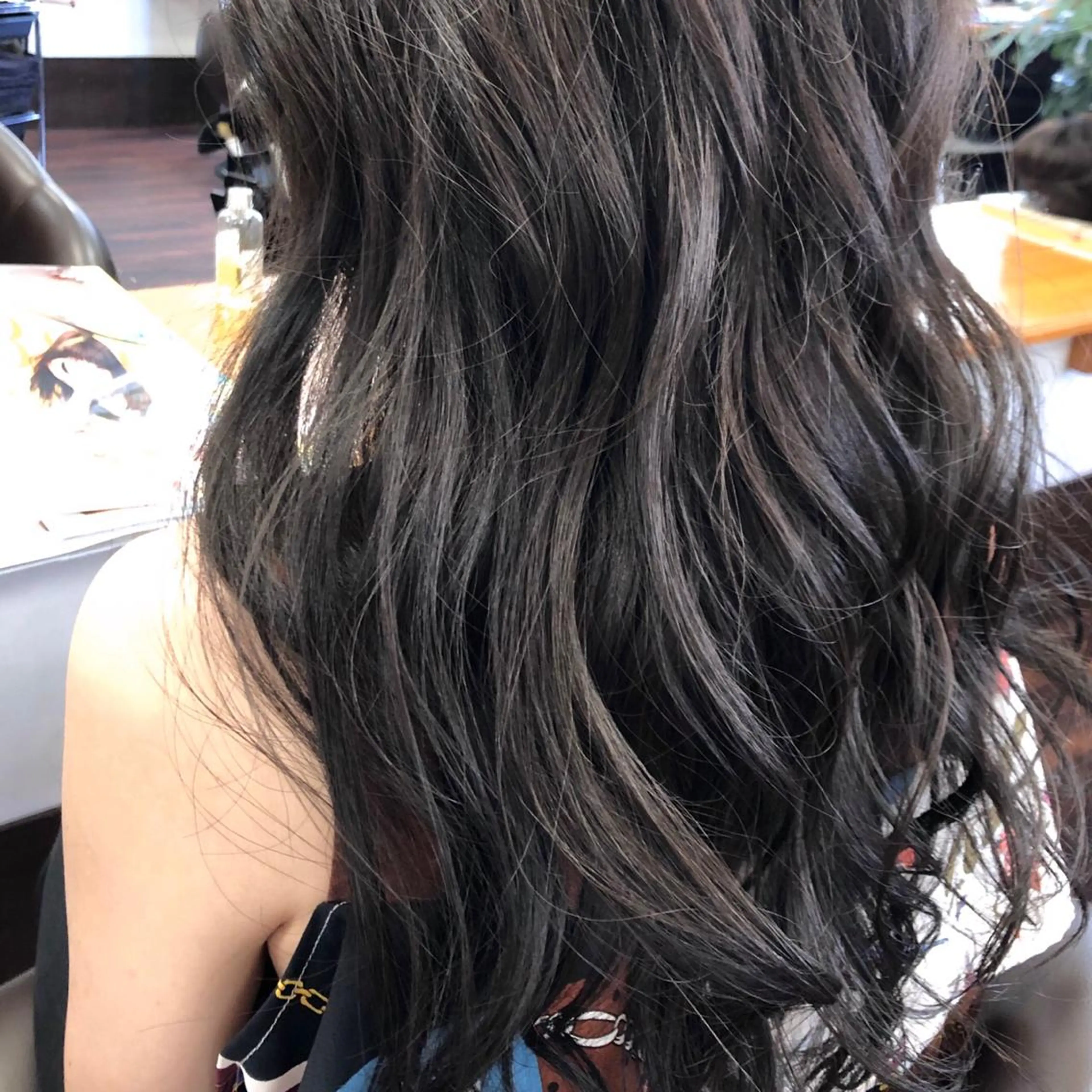 ロング レイヤーカット hairsBerry 豊津店のヘアスタイル