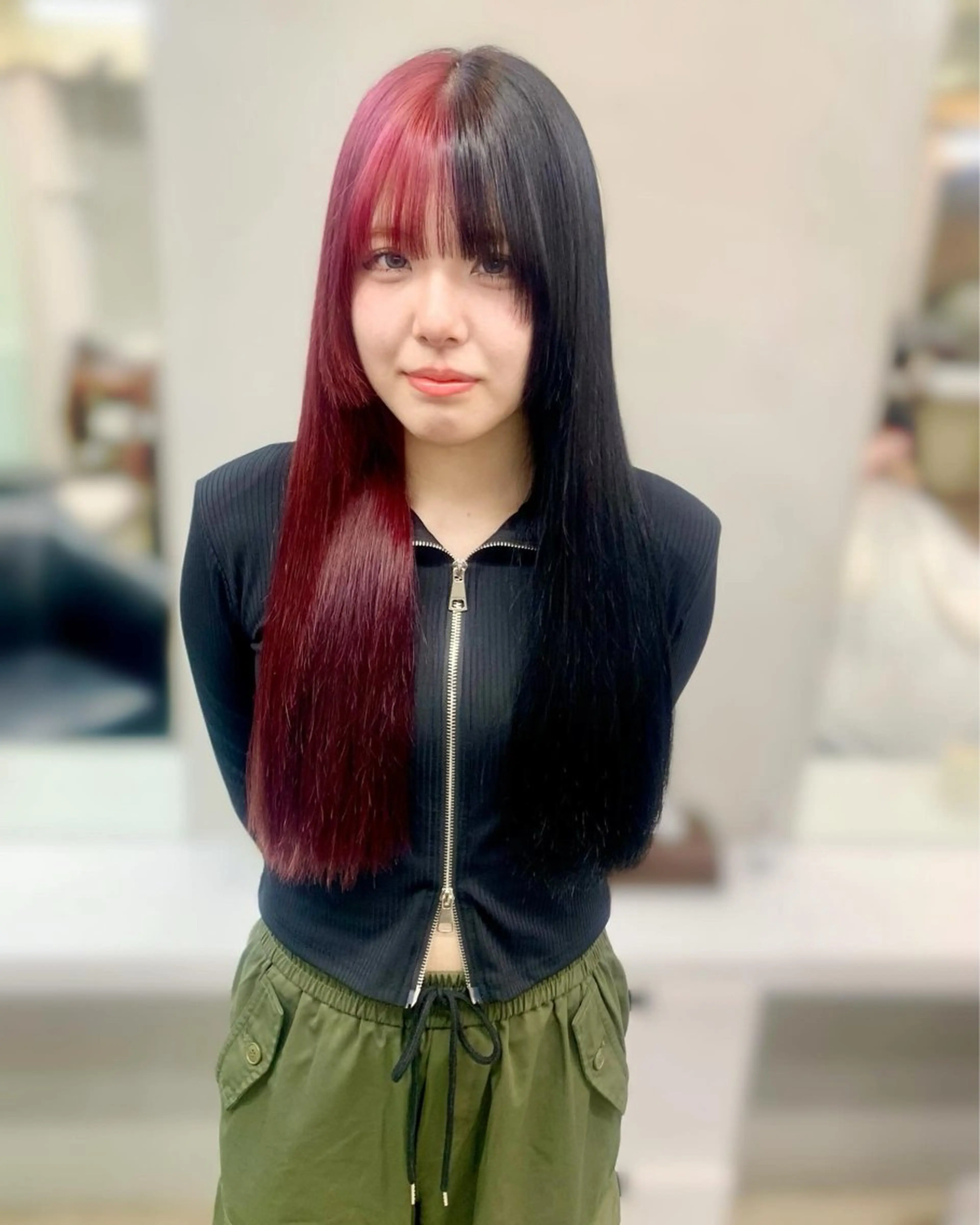 セミロング カラー ヘアアレンジ ヘアカラー トリートメント T.a.g中崎町所属・個性爆弾💣 ダブルカラー/ゆかのヘアスタイル