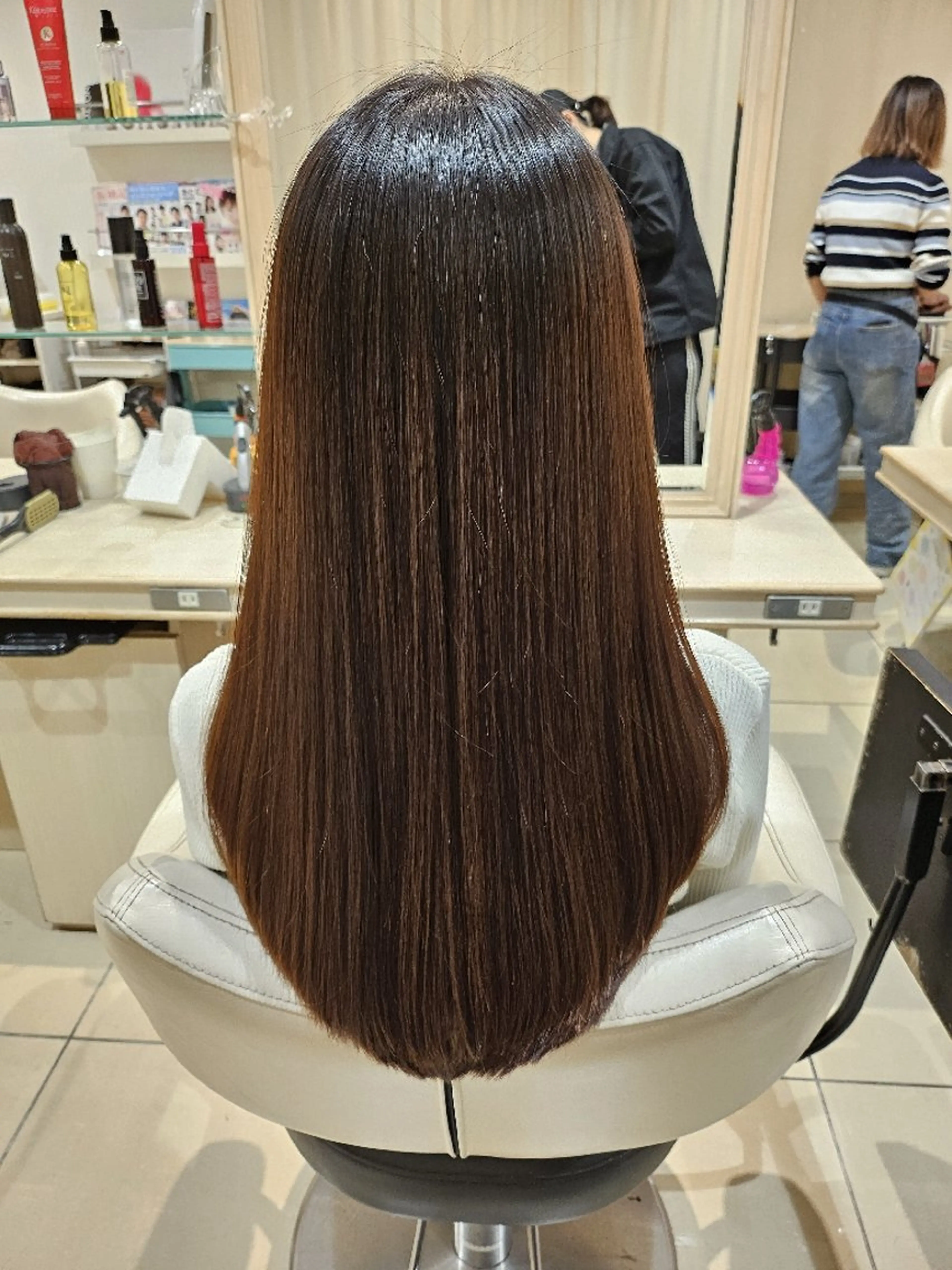 ロング トリートメント 社内カット講師・店長 菅原賢一のヘアスタイル