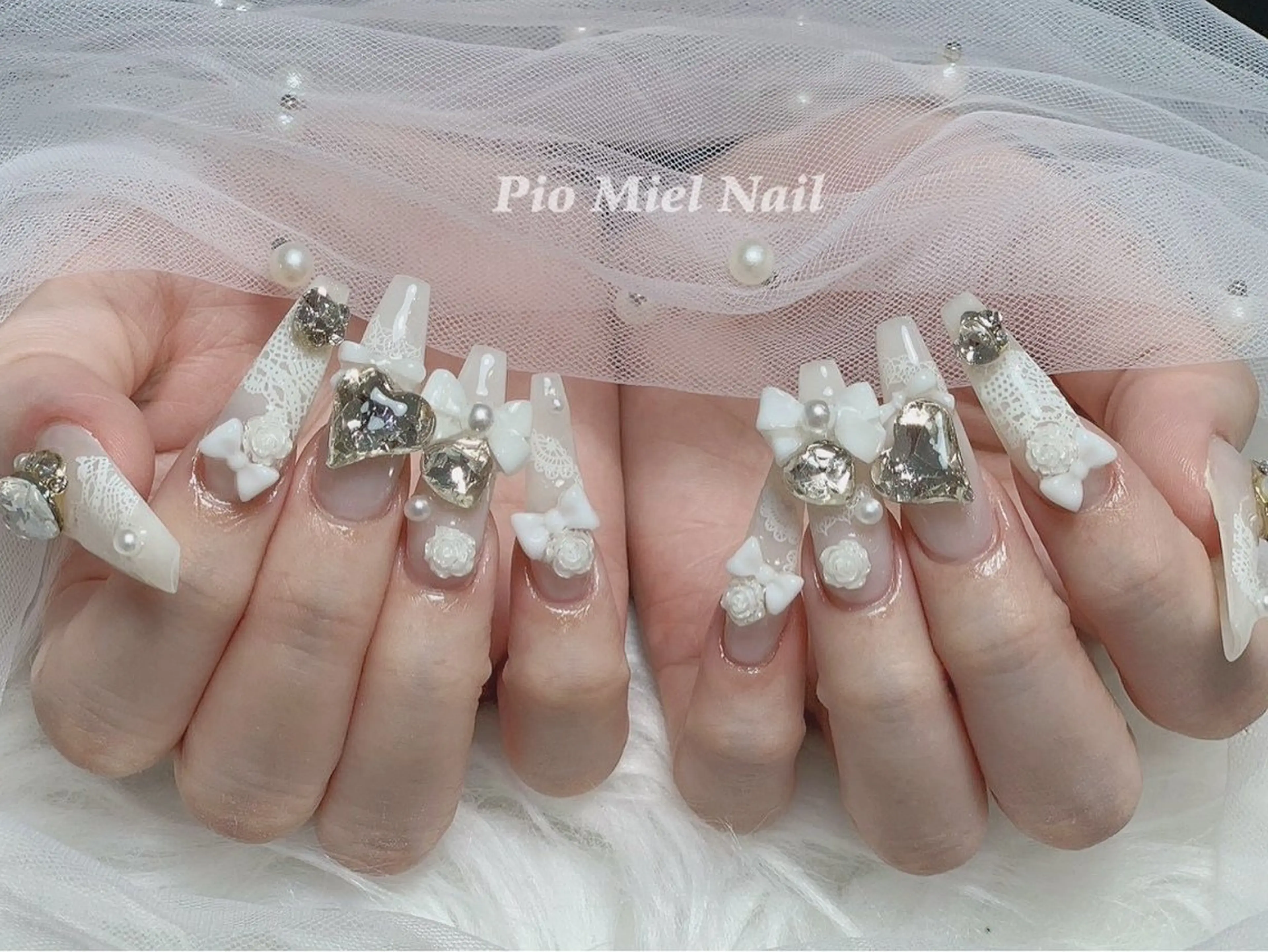 ネイル ハンドネイル HANA 長さだしのネイルデザイン