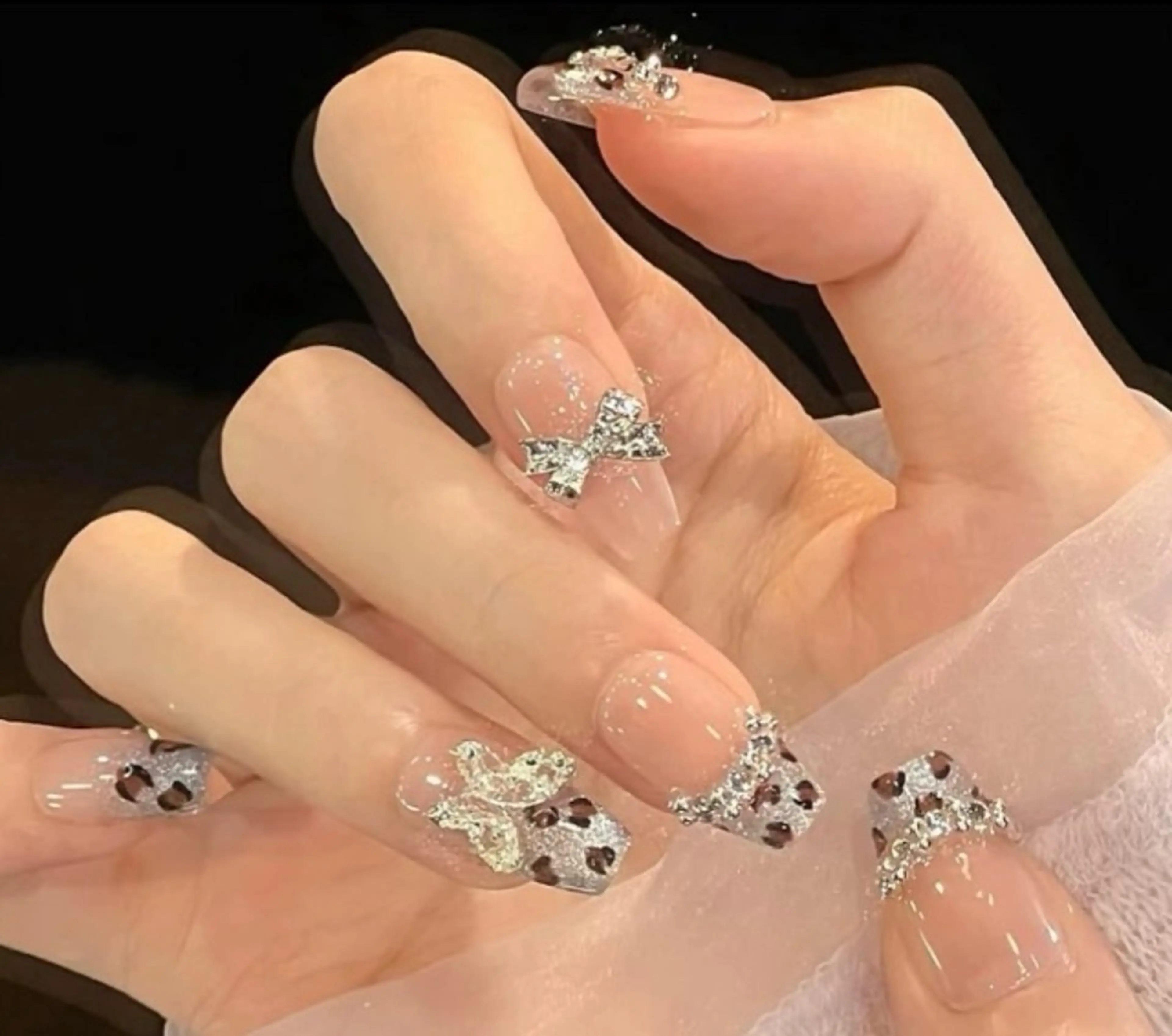 ネイル ハンドネイル H3 Nail Tsuki🦋💙のネイルデザイン