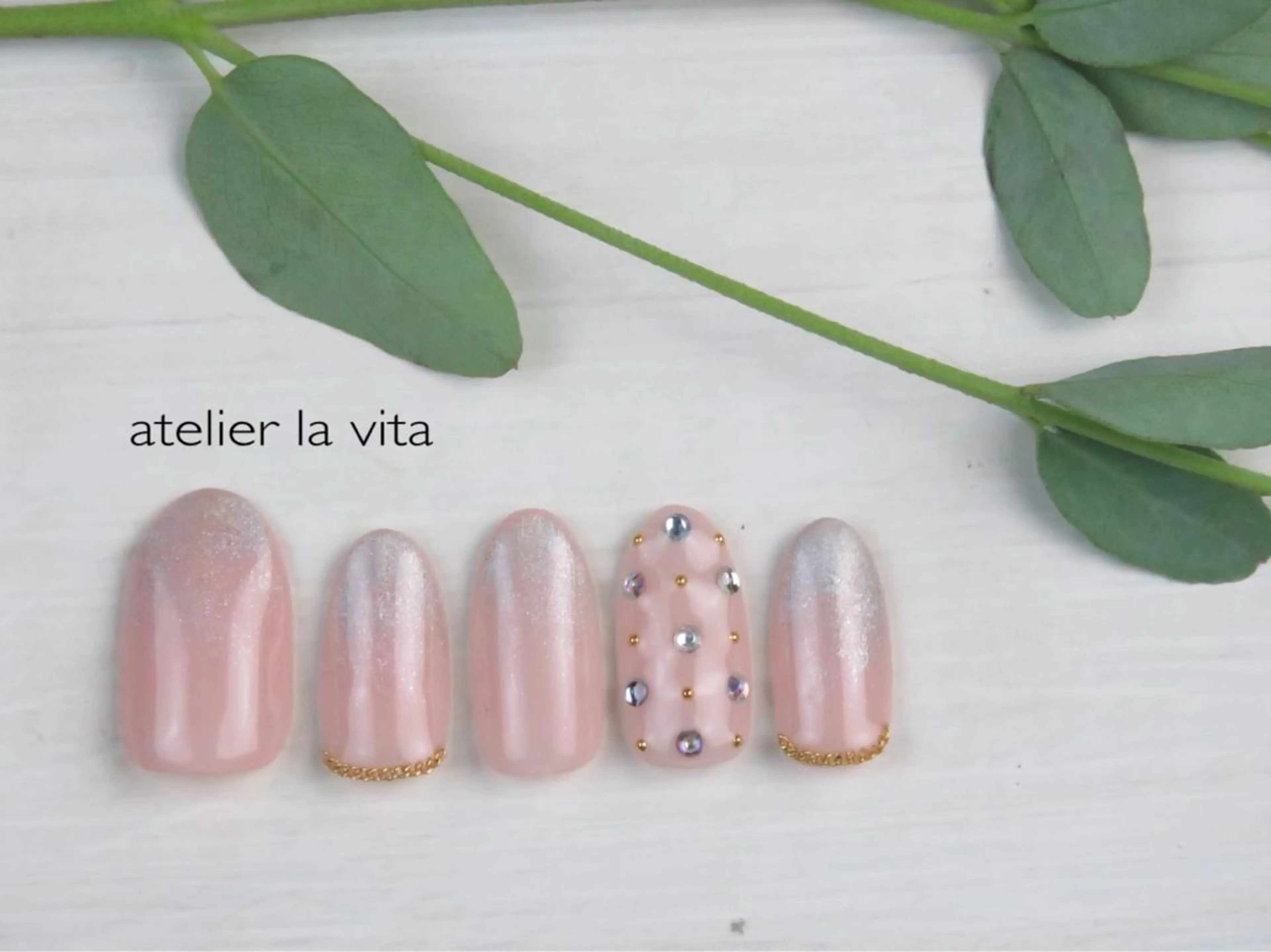 ネイル ハンドネイル atelier la vita所属・lavita. mimuraのネイルデザイン