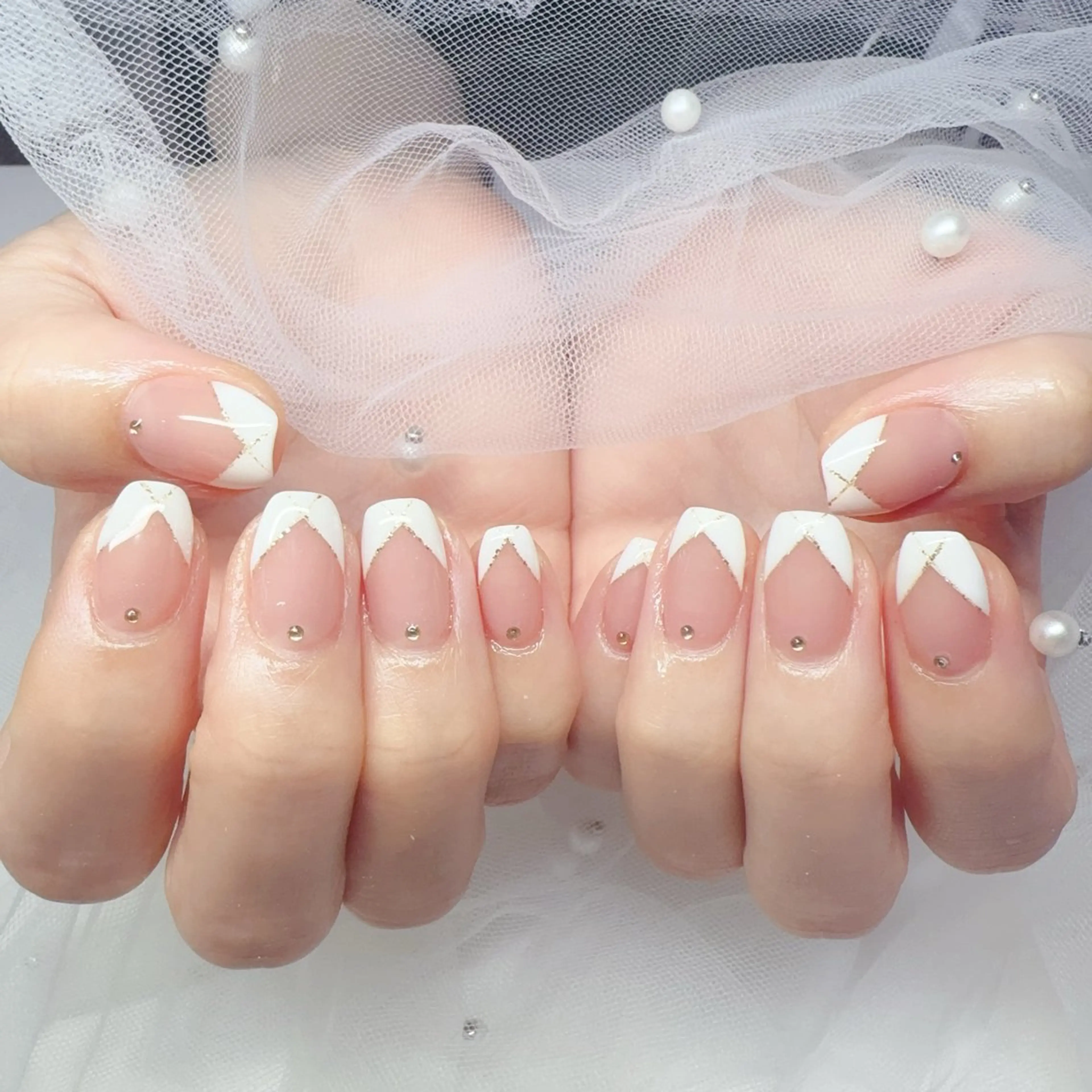 ネイル オーロラネイル チークネイル 成人式 長さ出し ジェルネイル ハンドネイル YUYI.nail salonのネイルデザイン