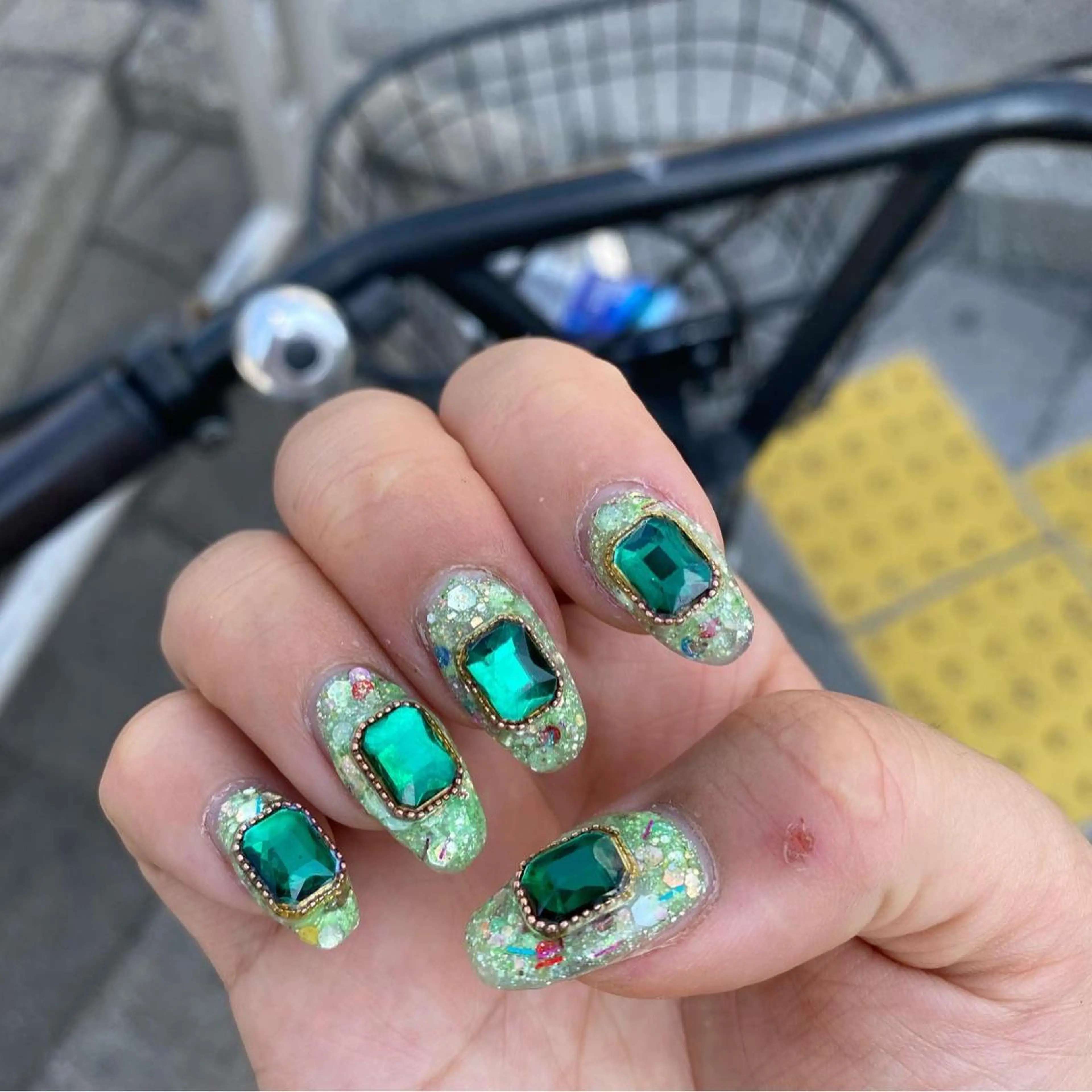 ネイル キラキラネイル ニュアンスネイル スカルプネイル シンプルネイル ハンドネイル melumooi nailのネイルデザイン