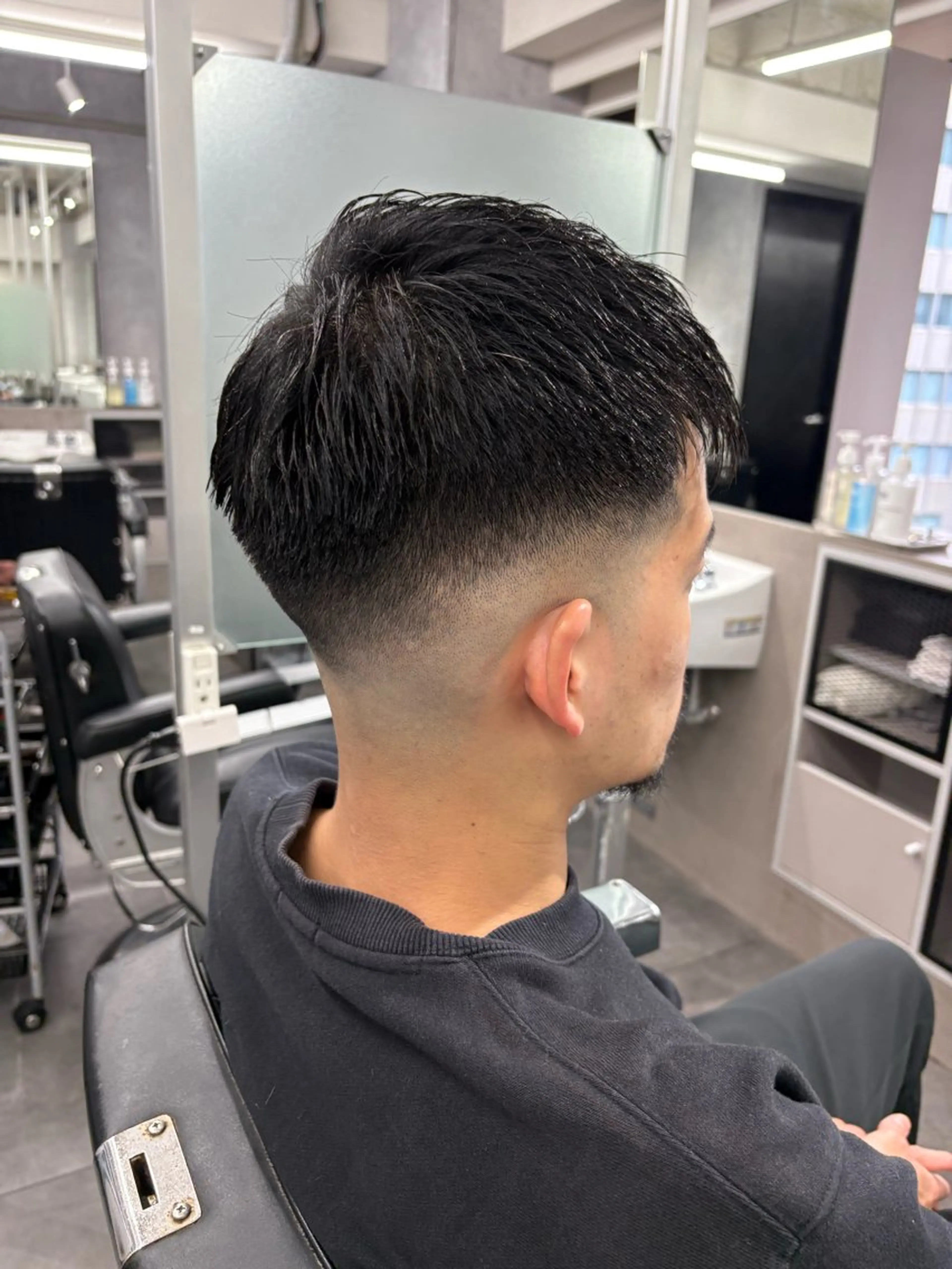 ショート カット パーマ 本間 颯太のヘアスタイル