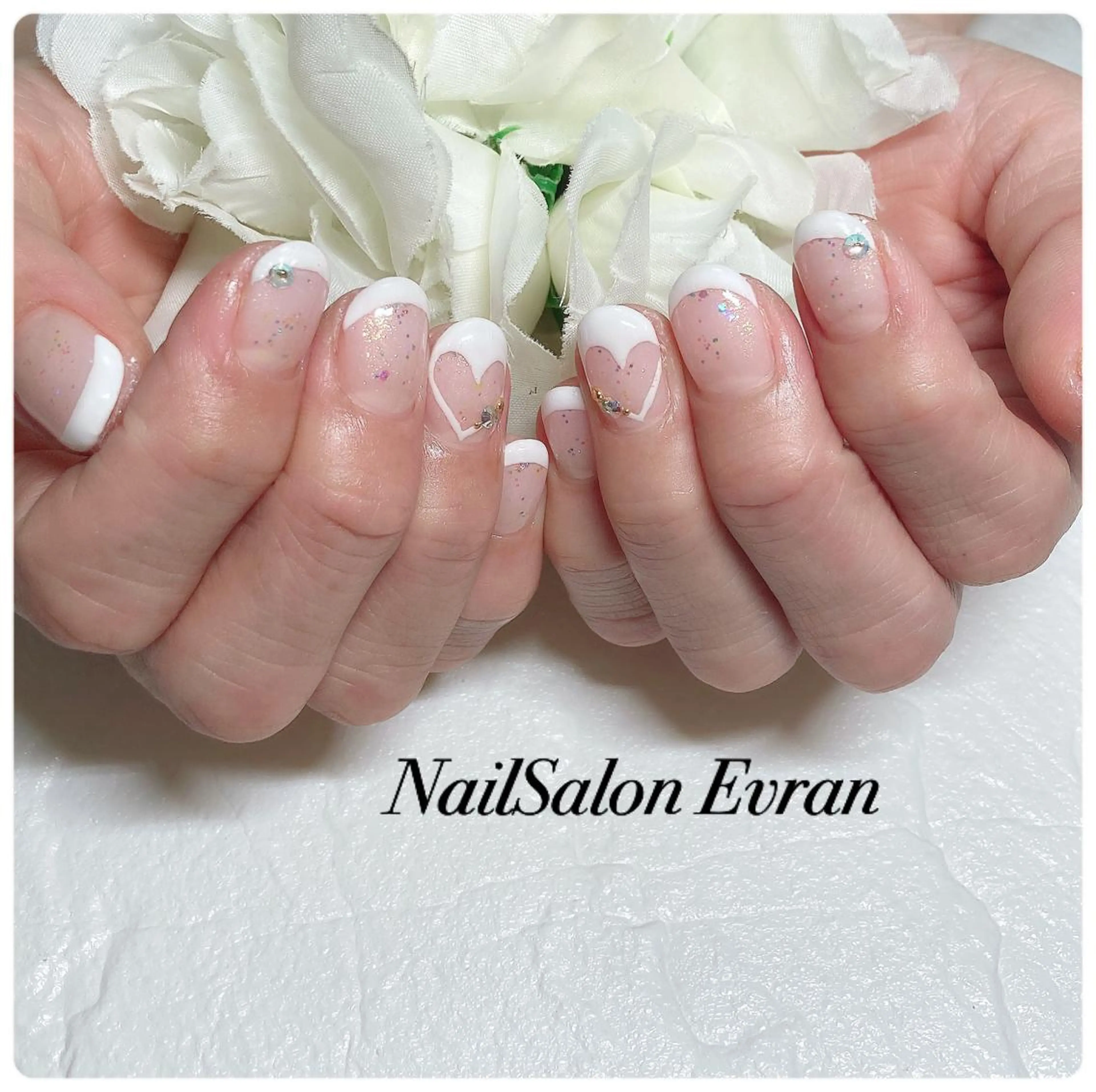 ネイル フレンチネイル Nail salon Evranのネイルデザイン