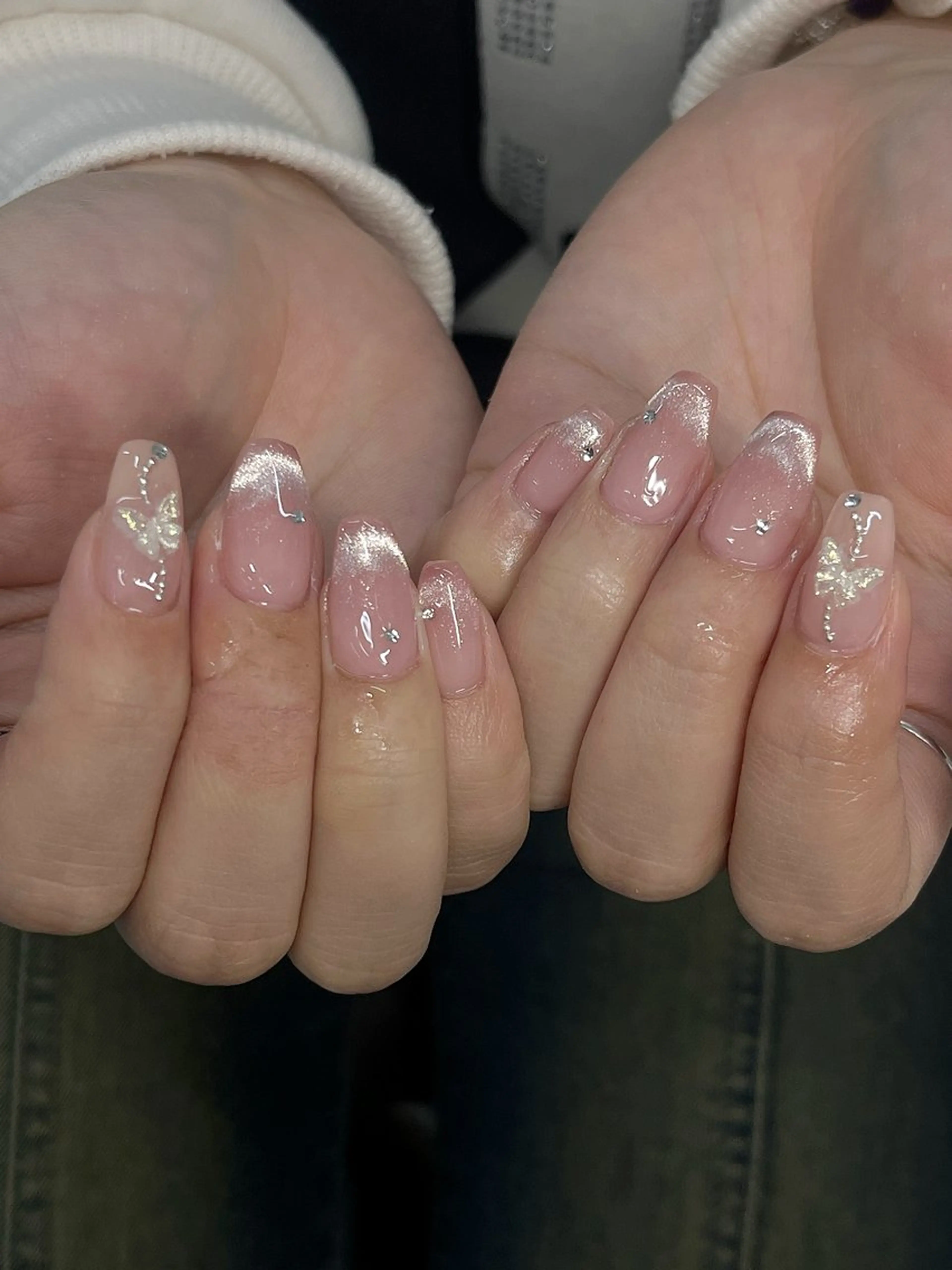 ネイル フレンチネイル ハンドネイル schon 🎀saraのネイルデザイン