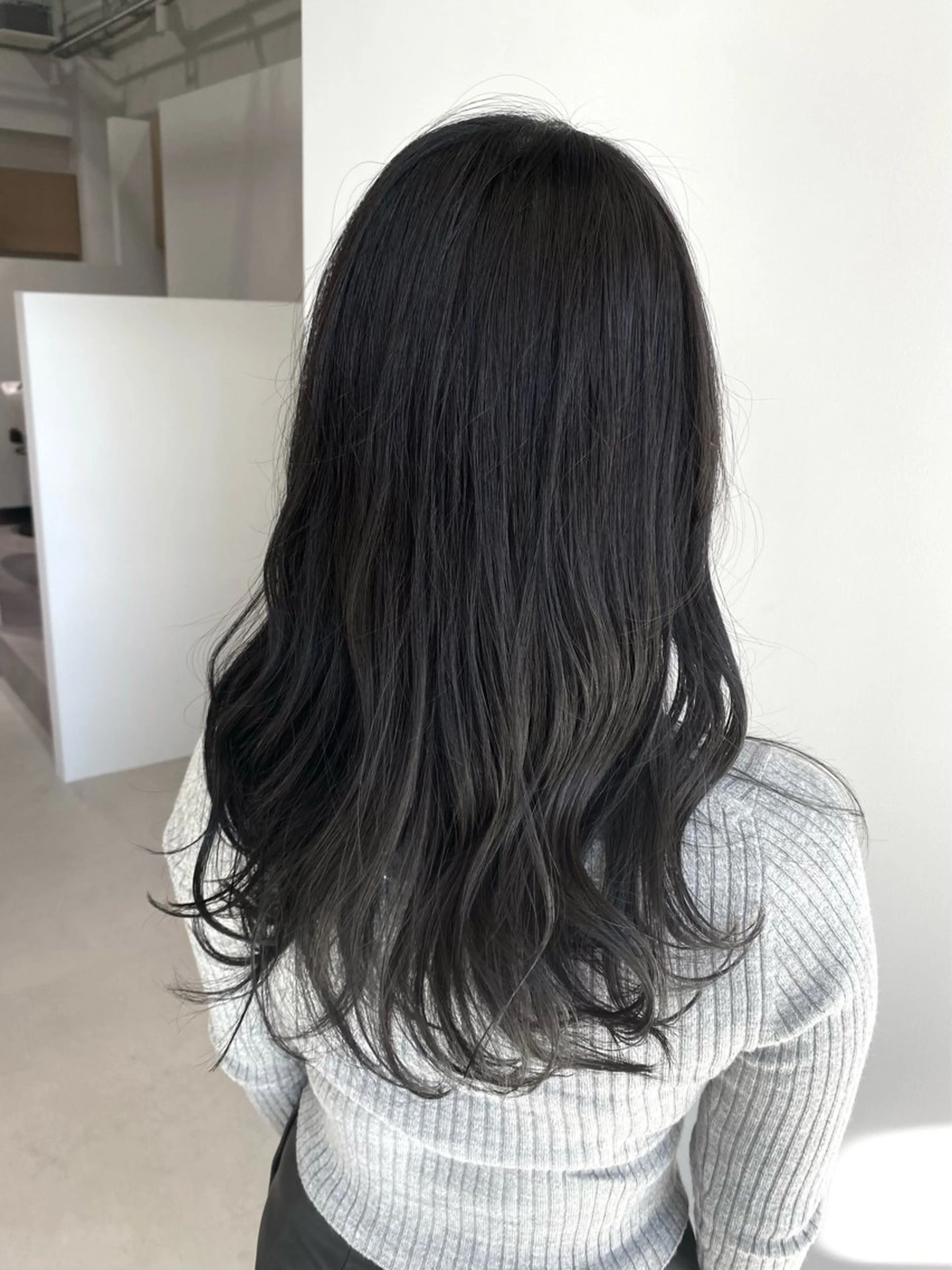 セミロング カラー 川合 勇気のヘアスタイル