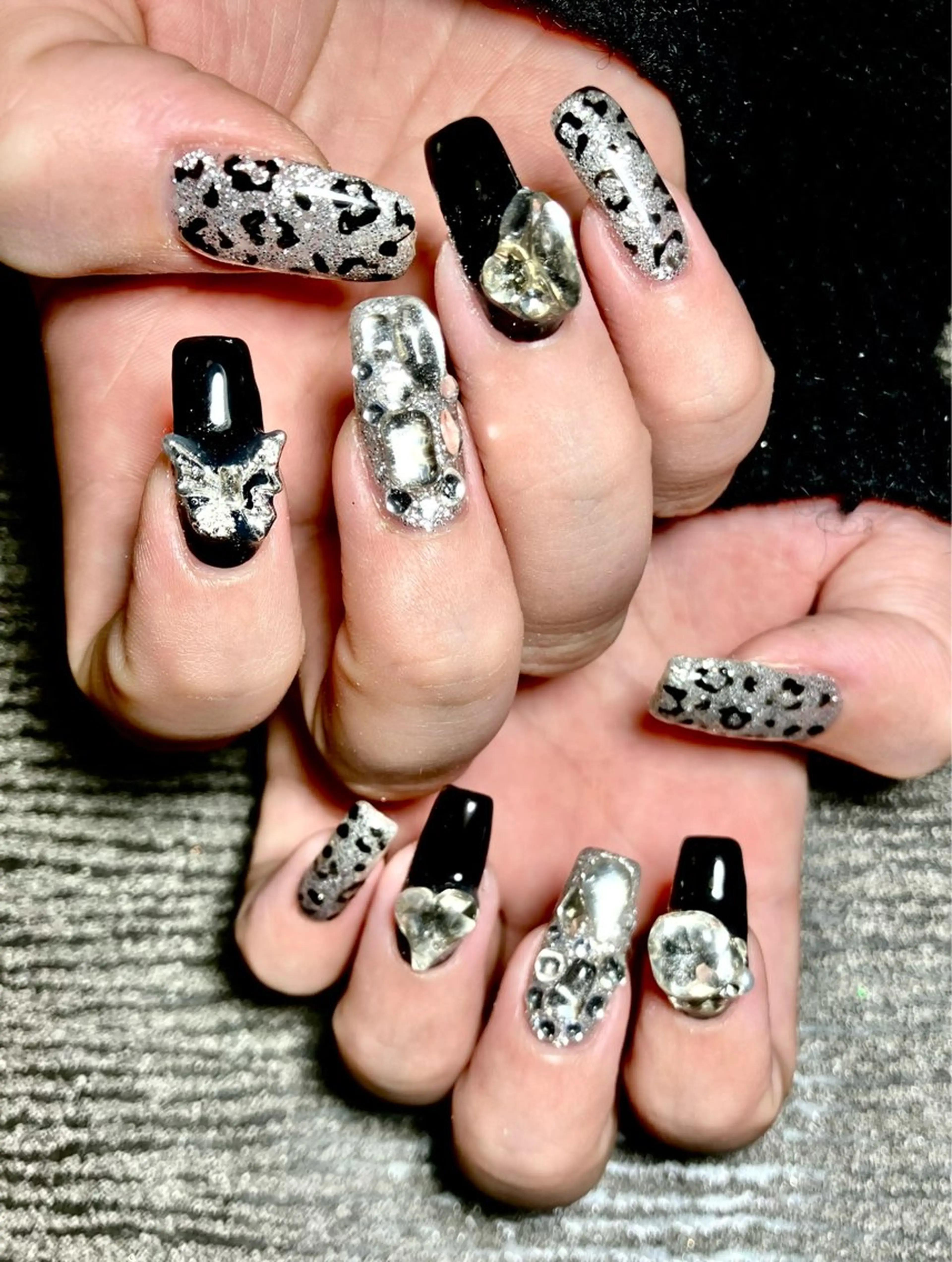 ネイル ハンドネイル Liennail 持込デザインやり放題のネイルデザイン