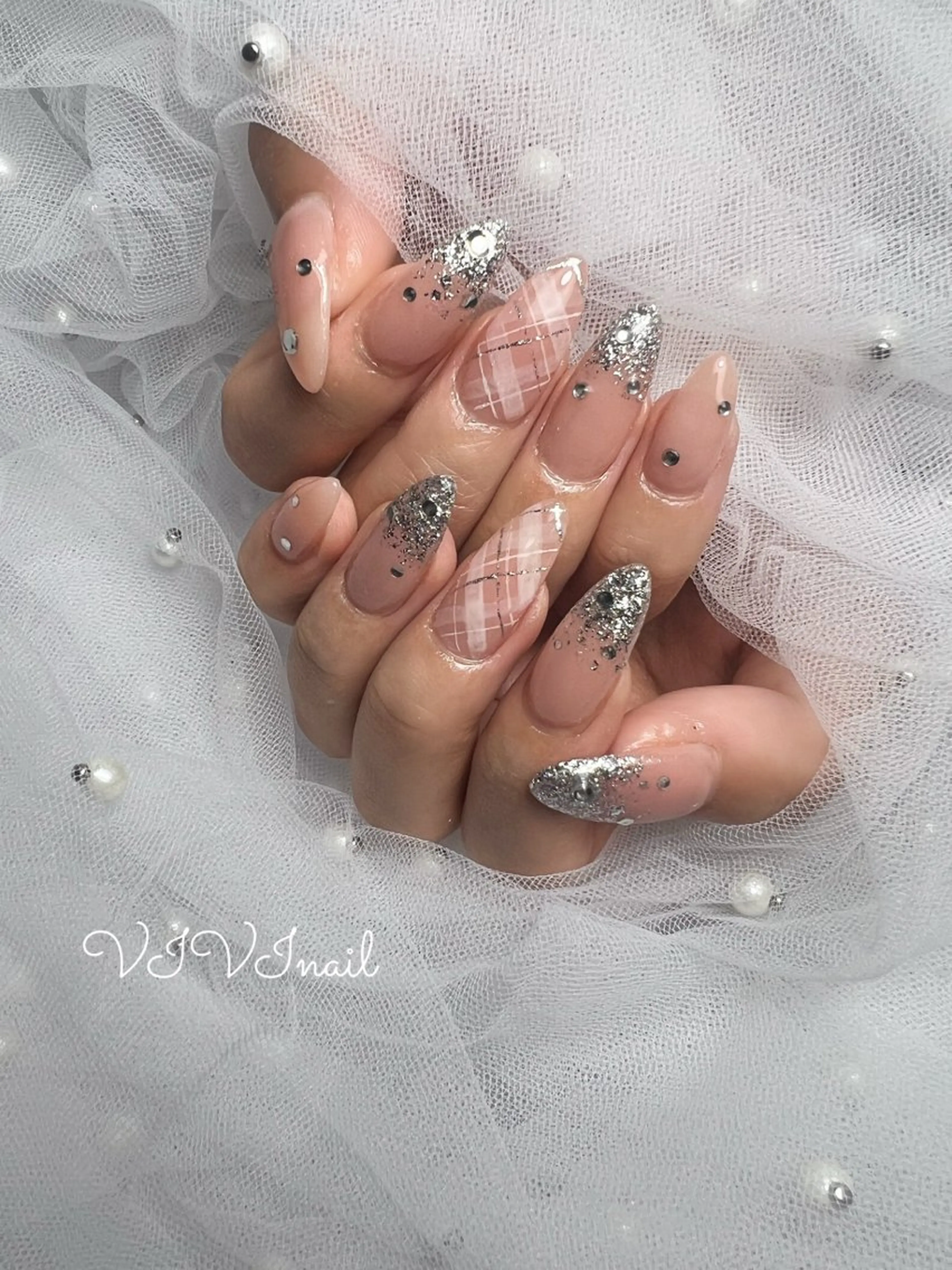 ネイル ハンドネイル vivi nailのネイルデザイン