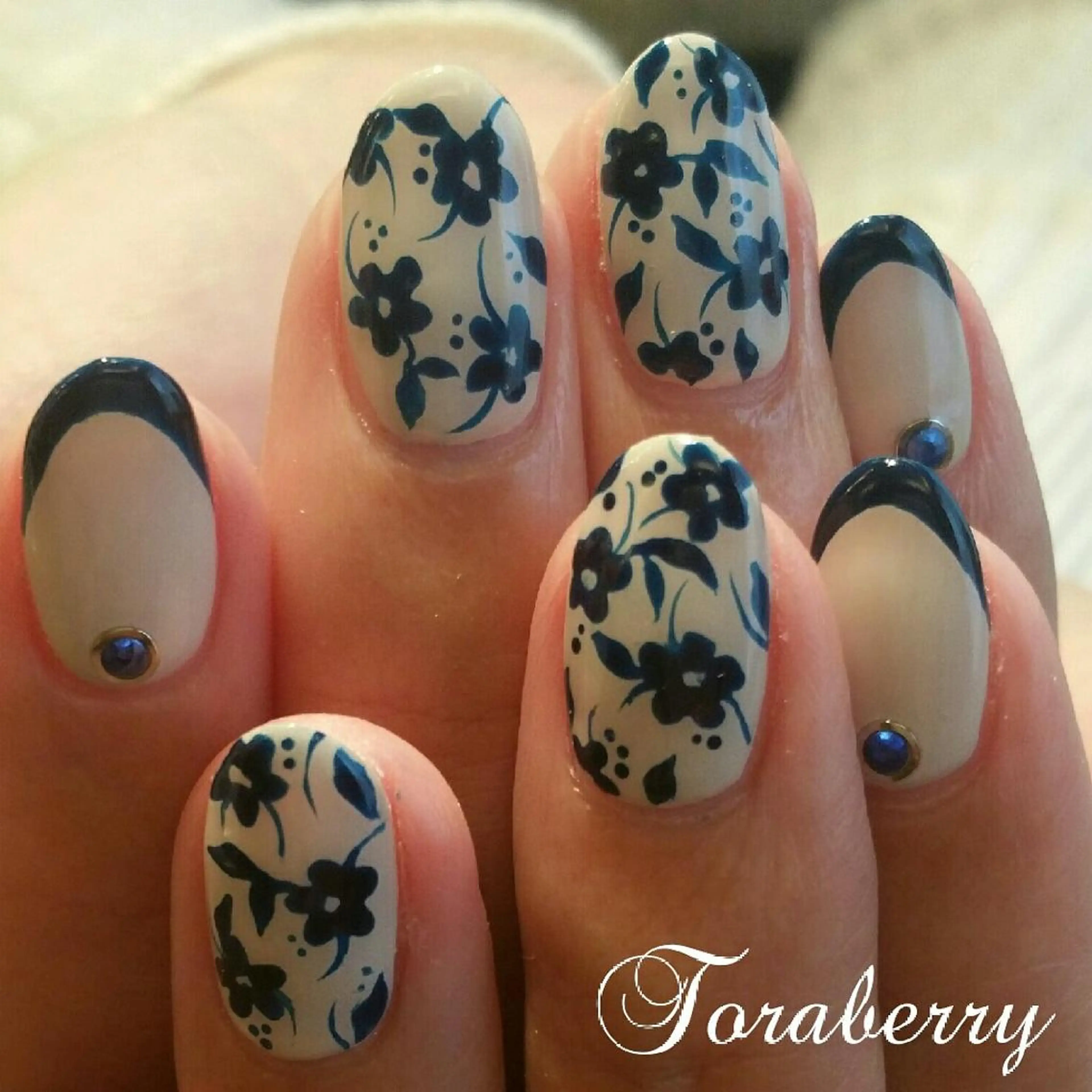 ネイル ハンドネイル ネイリスト なつみのネイルデザイン