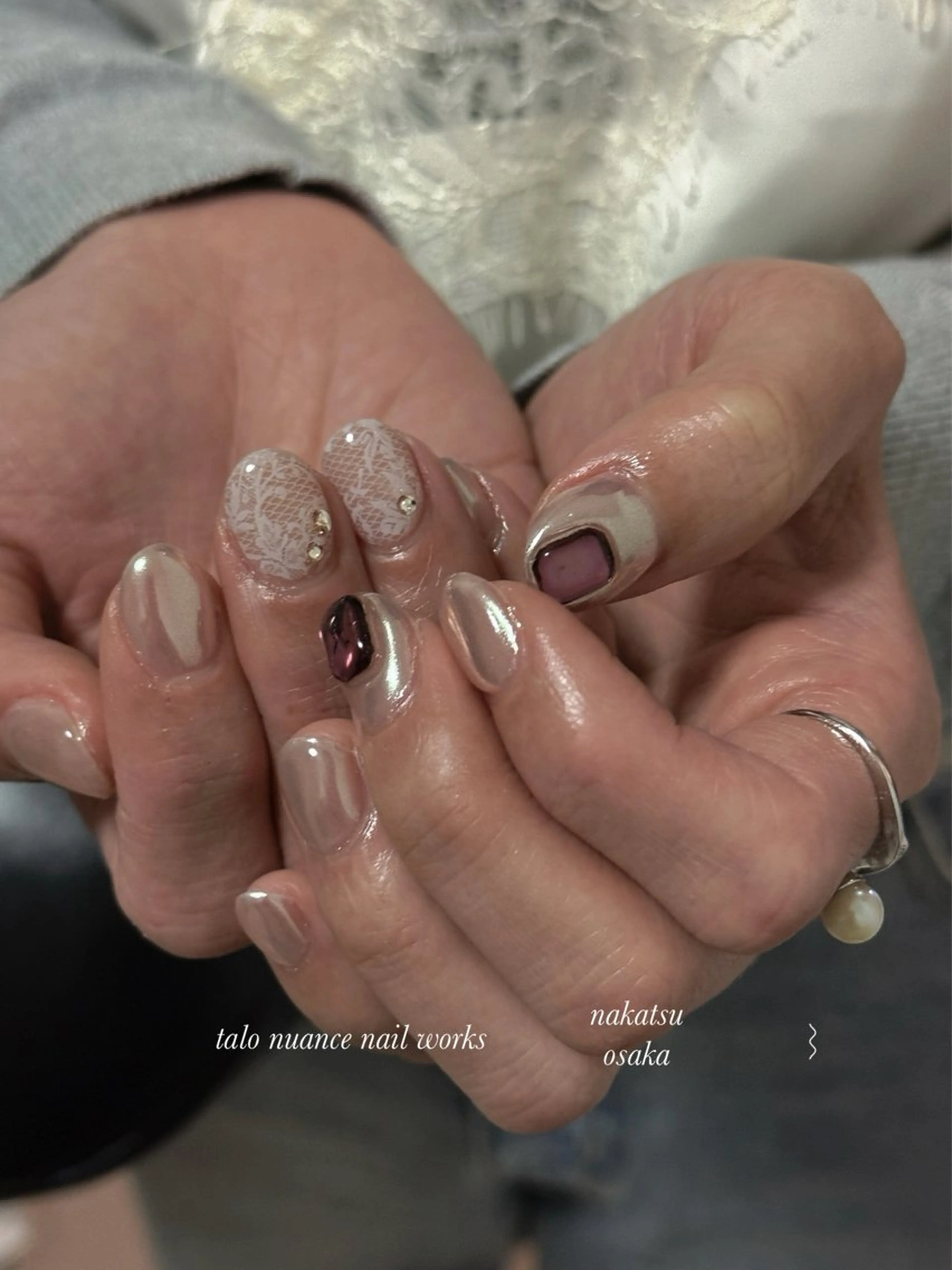 ネイル アートネイル 韓国ネイル レース ミラーネイル ニュアンスネイル ハンドネイル ハンドケア talo .のネイルデザイン