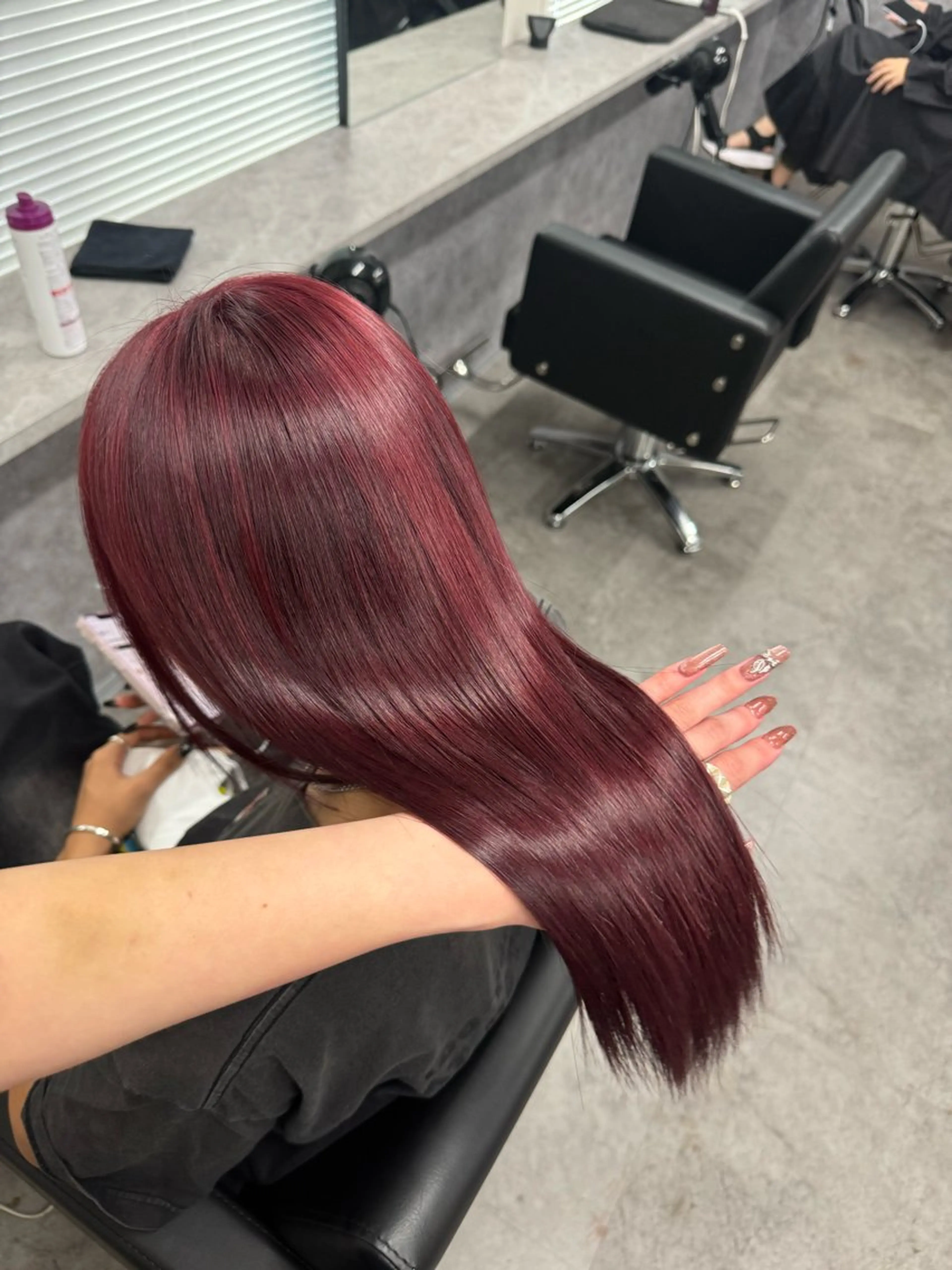 セミロング ヘアカラー トリートメント 透明感/ 艶ハイトーン/梨桜のヘアスタイル