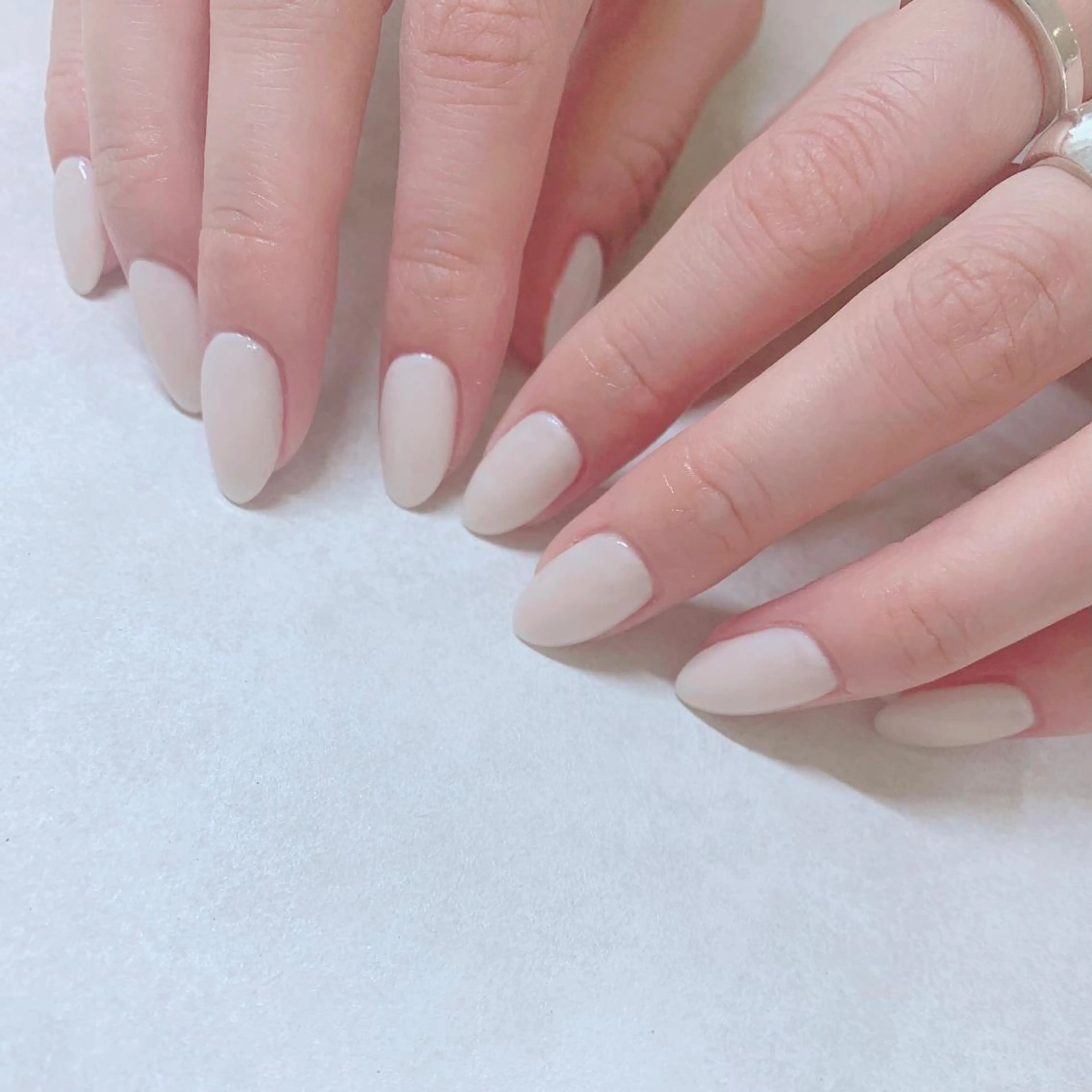 カラー ネイル ハンドネイル Cozy_ ilumのネイルデザイン