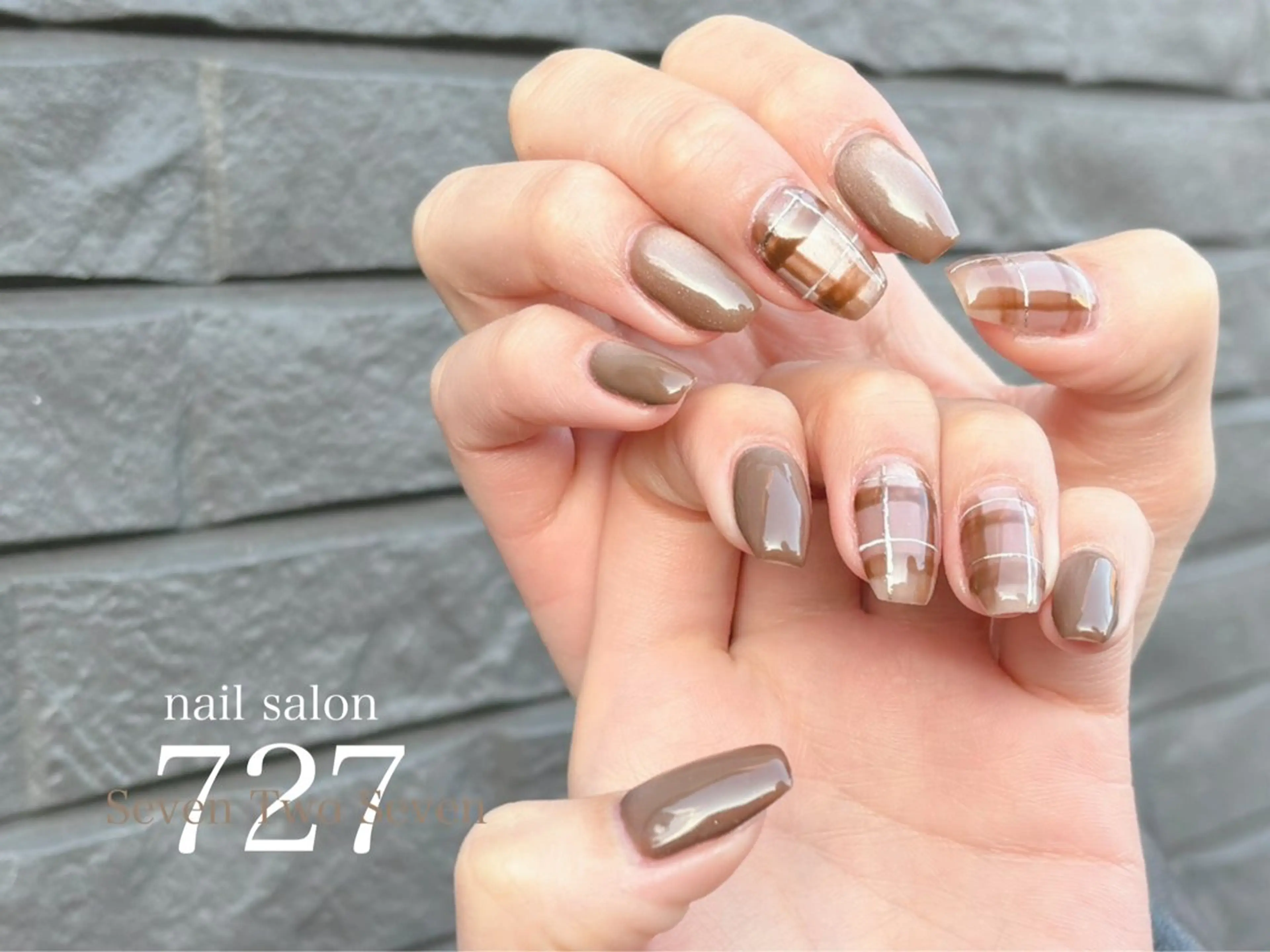 ネイル 727 nailのネイルデザイン