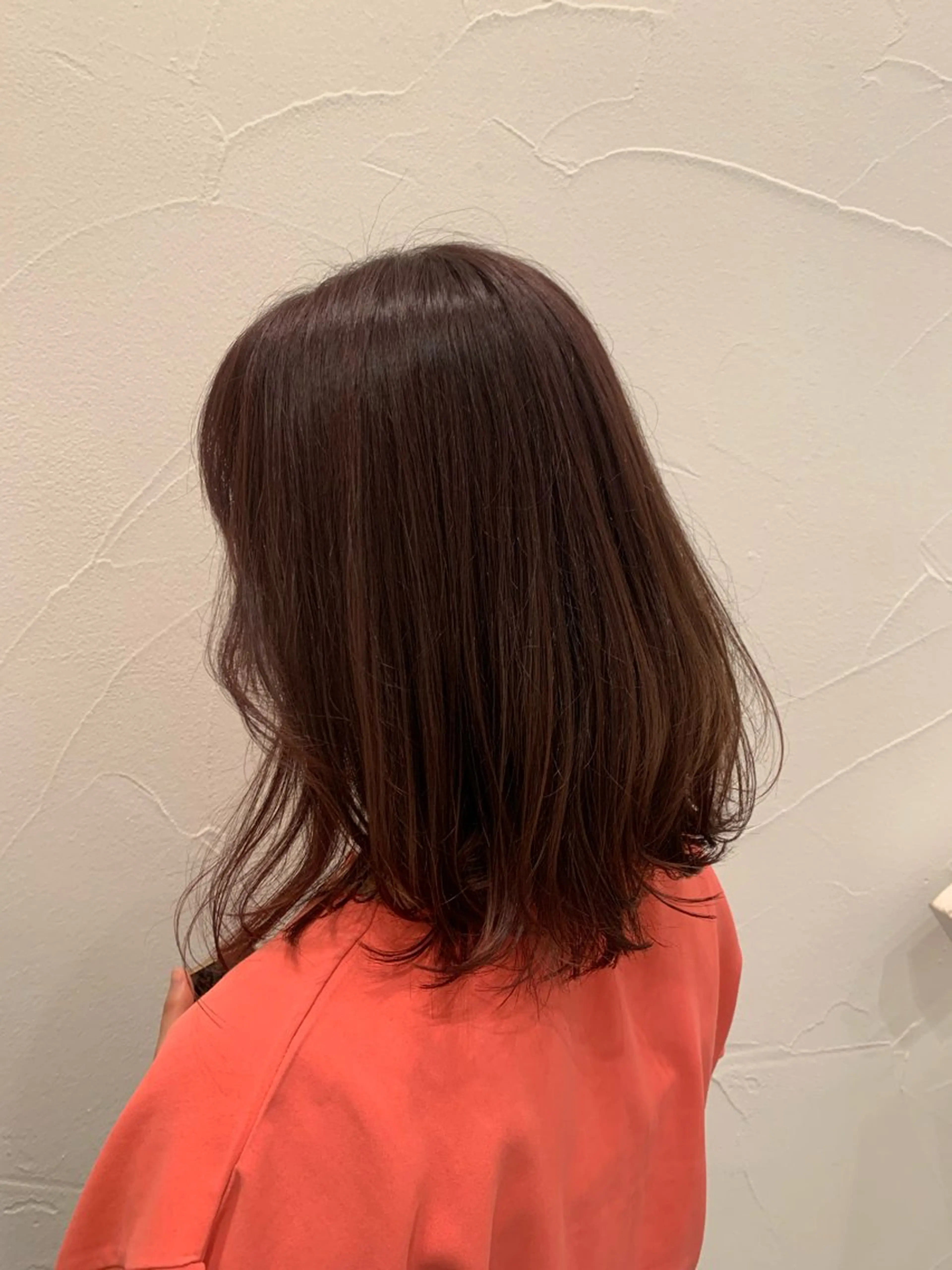 ミディアム カラー ヘアアレンジ カット ヘアカラー トリートメント ミドウチ アヤカのヘアスタイル