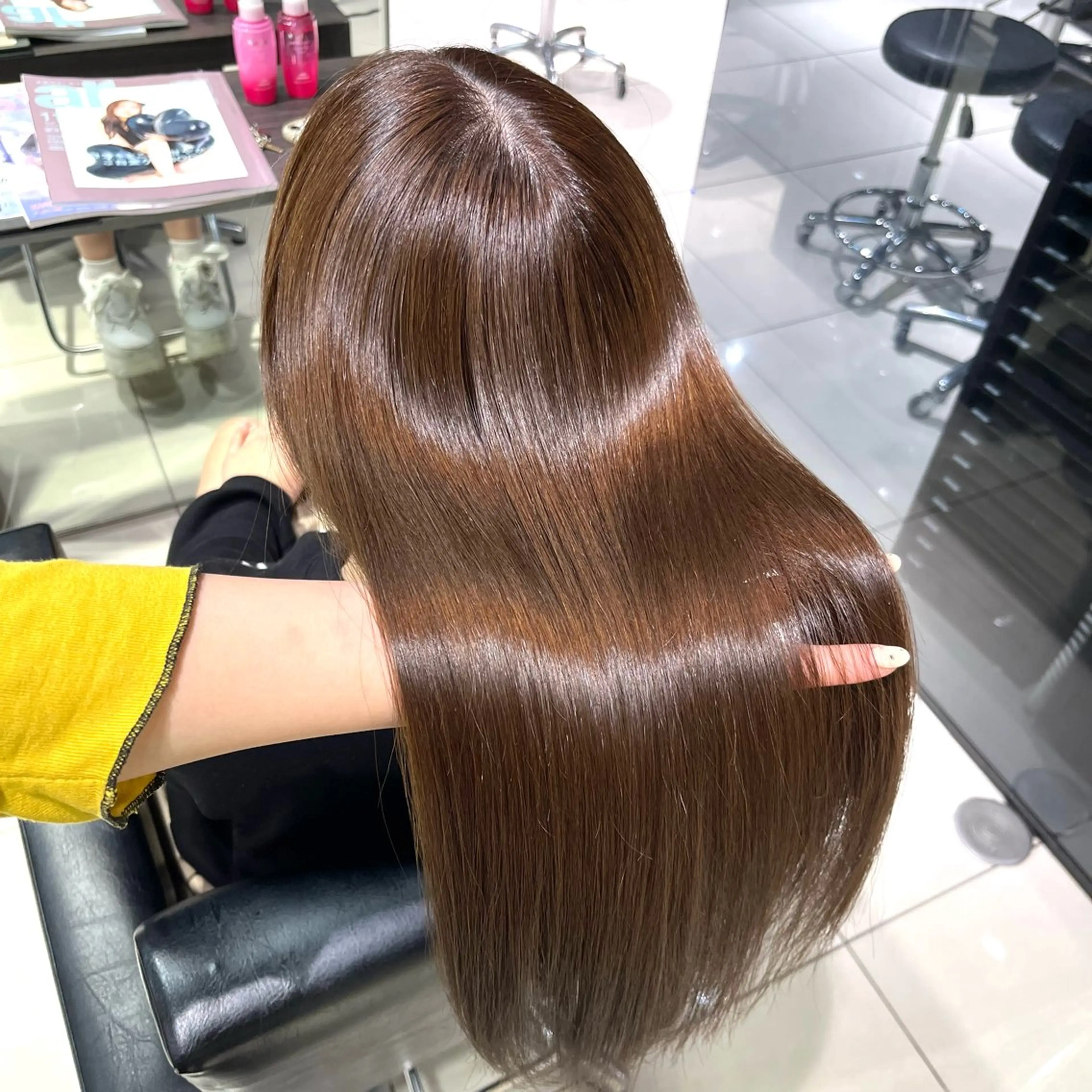 ロング レイヤー×艶髪🤎. 𝜗𝜚hitomiのヘアスタイル