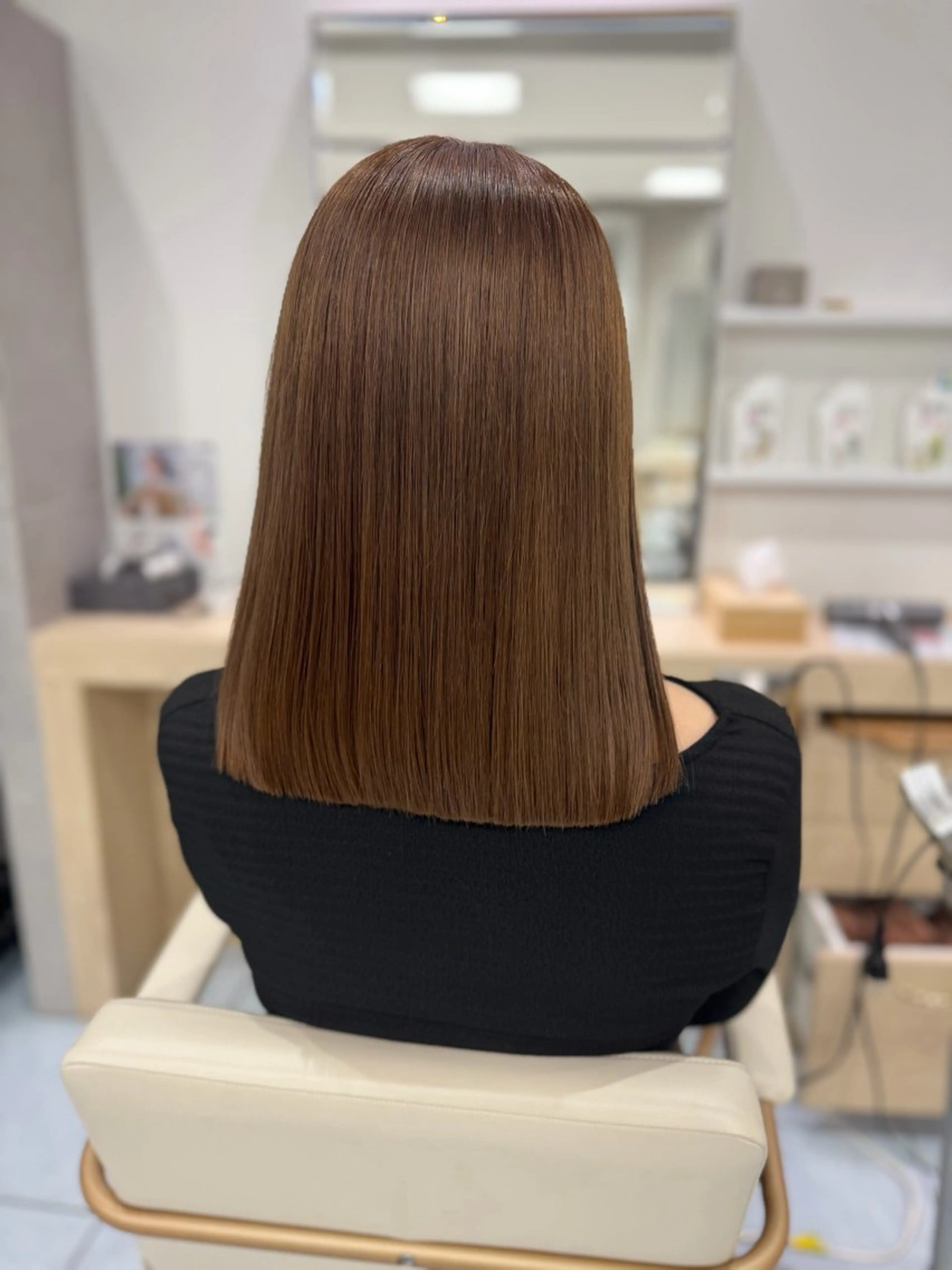 セミロング カラー パーマ ブリーチ 縮毛矯正 カット ヘアカラー 縮毛矯正 髪質改善/縮毛矯正 /レイヤー岡部のヘアスタイル