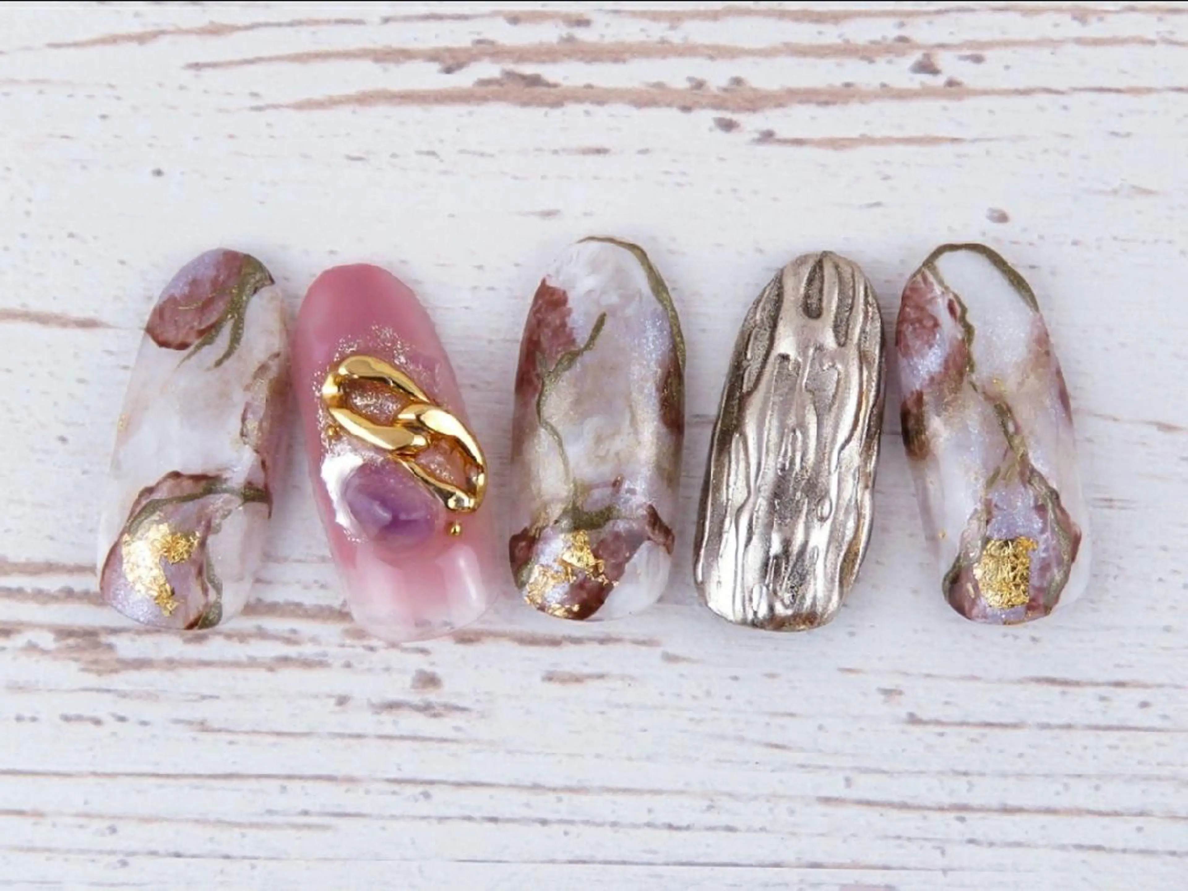 ネイル More ✴︎ （モアプラス）のエステ・リラクイメージ