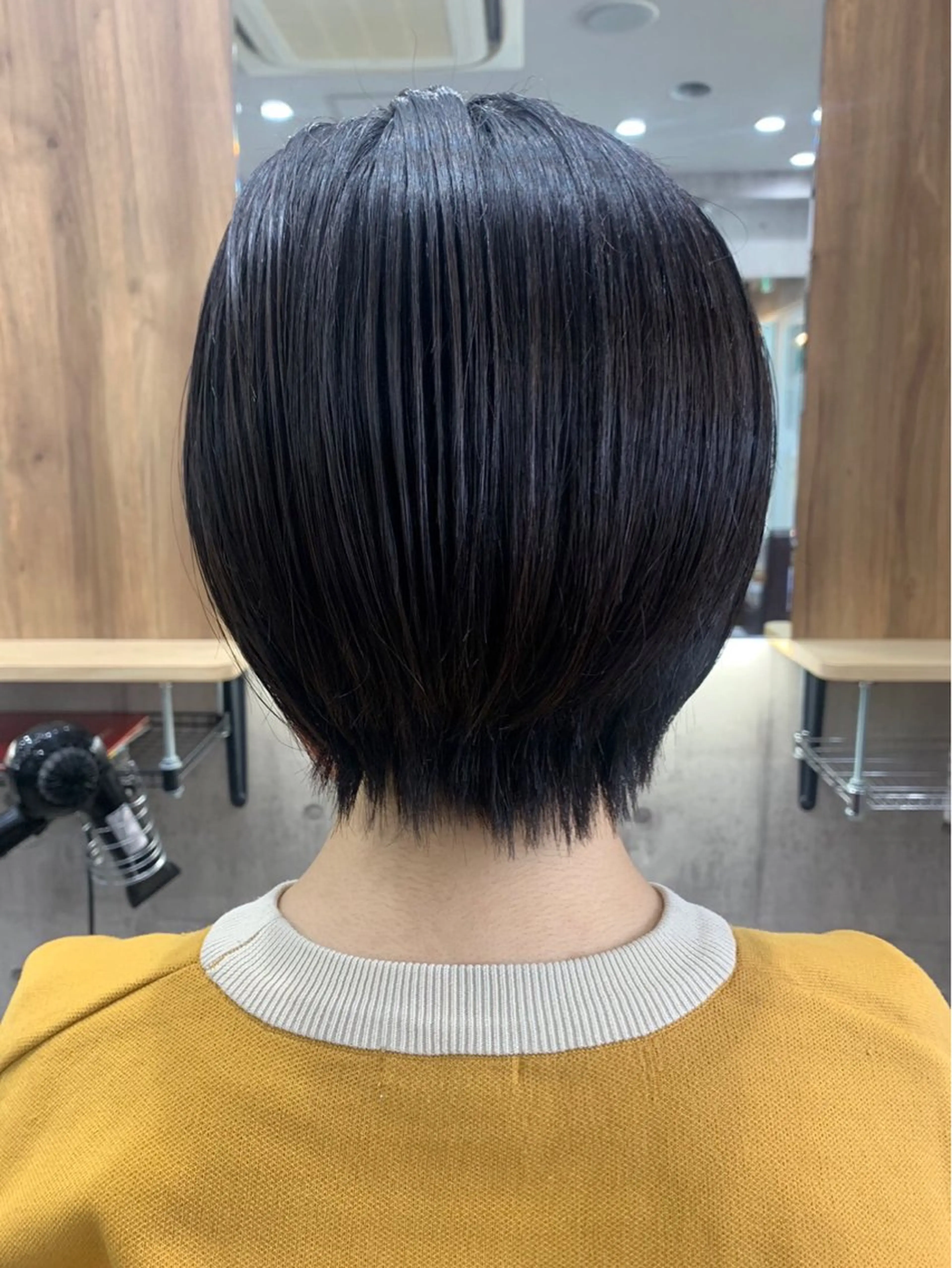 ショート カラー バレイヤージュ ブリーチ ケアブリーチ ダブルカラー ハイライトカラー ヘアカラー hair salon mementoのヘアスタイル