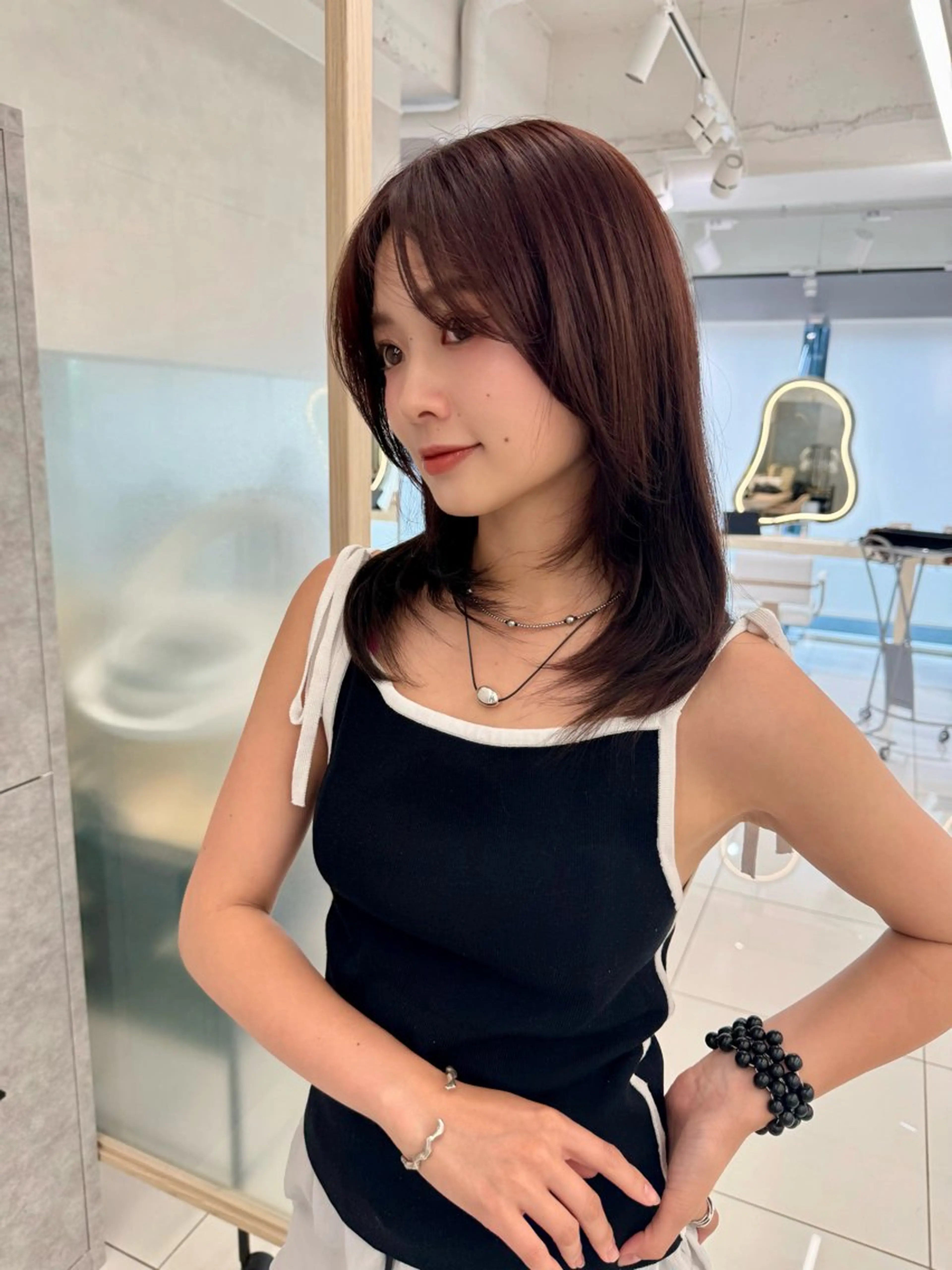 ロング 三鷹で1番ショート ボブをカットする新谷のヘアスタイル