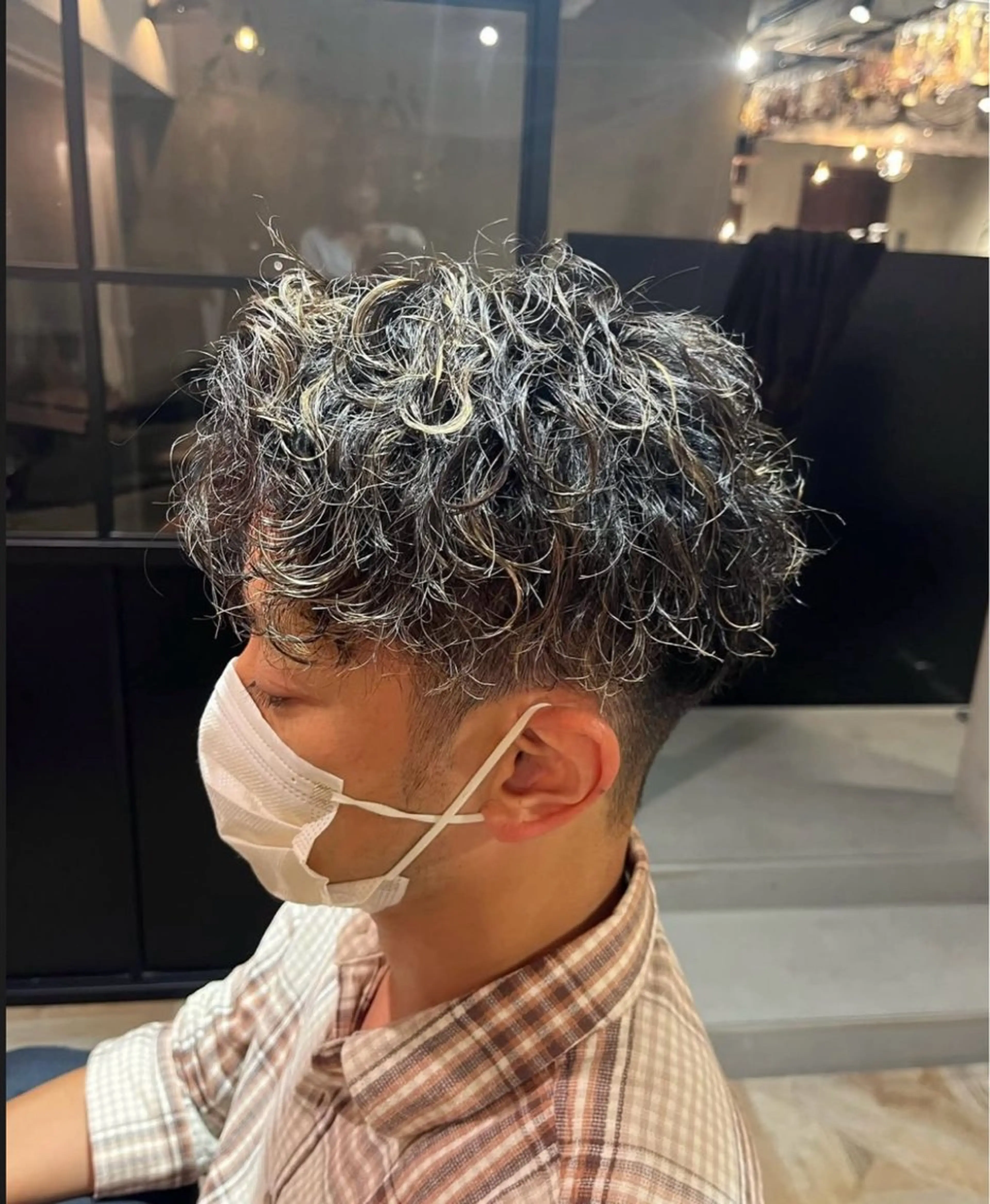 パーマ メンズ メンズハイライト メンズパーマ 波巻きパーマ スパイラルパーマ 名駅/艶髪ストレート /ヘッドスパ/伴怜奈のヘアスタイル